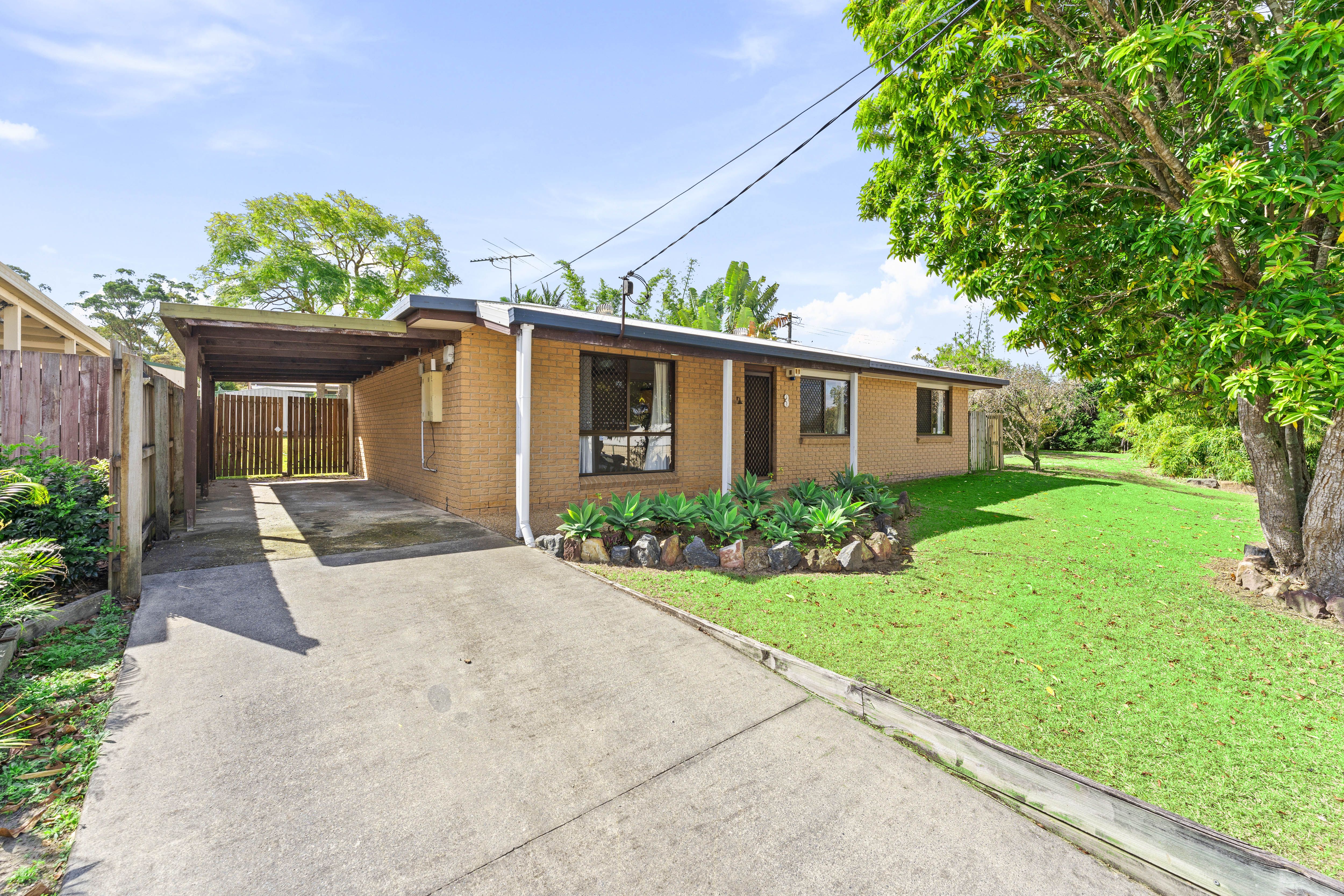 3 Adam Street, Browns Plains, QLD 4118