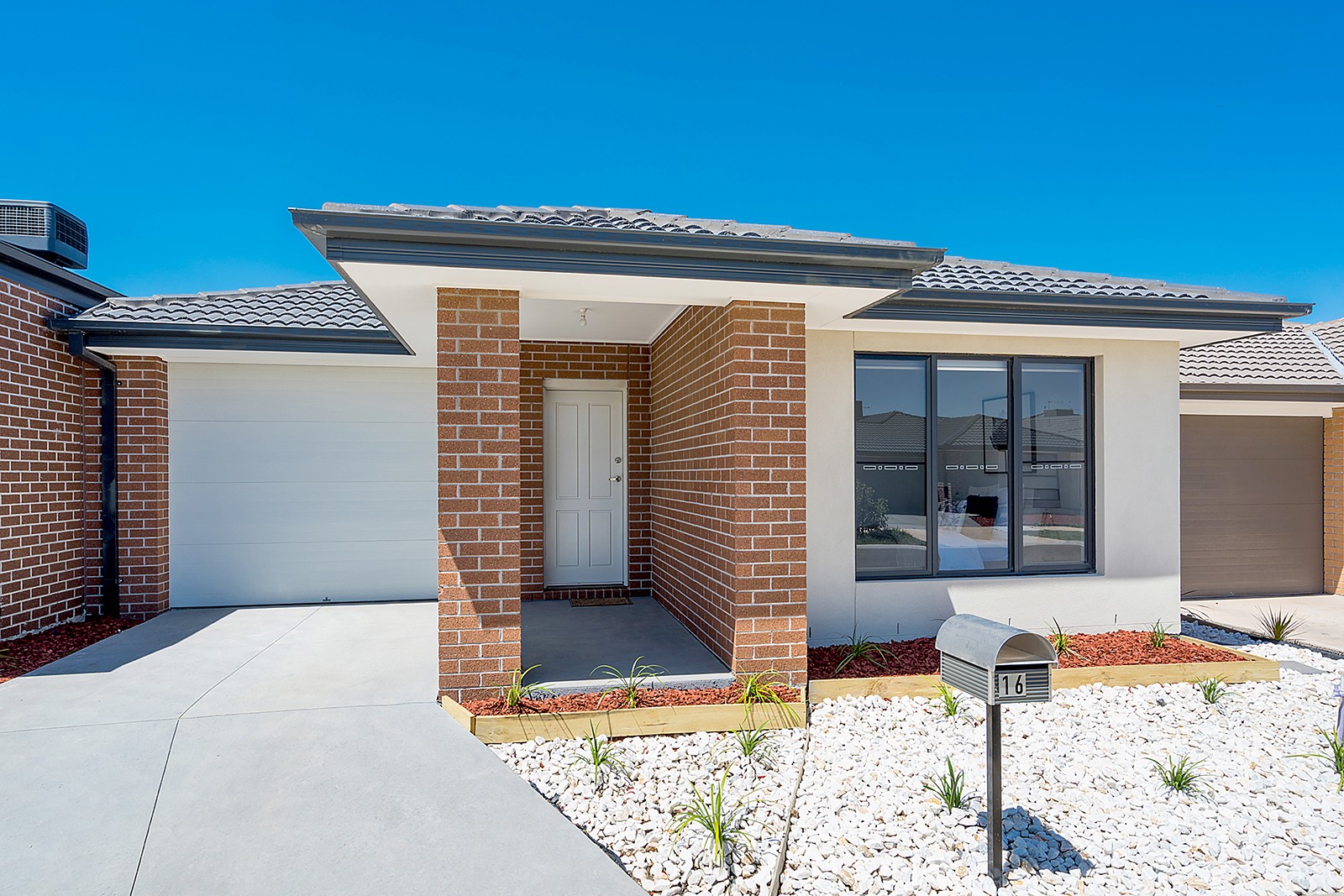 16 Bolwarra Street, Craigieburn, VIC 3064
