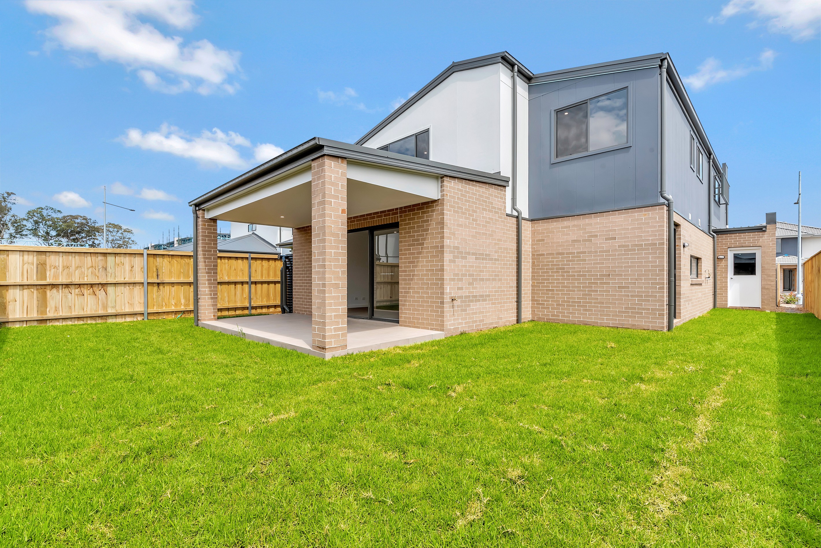 31 Kingsdale Avenue, Catherine Field, NSW 2557