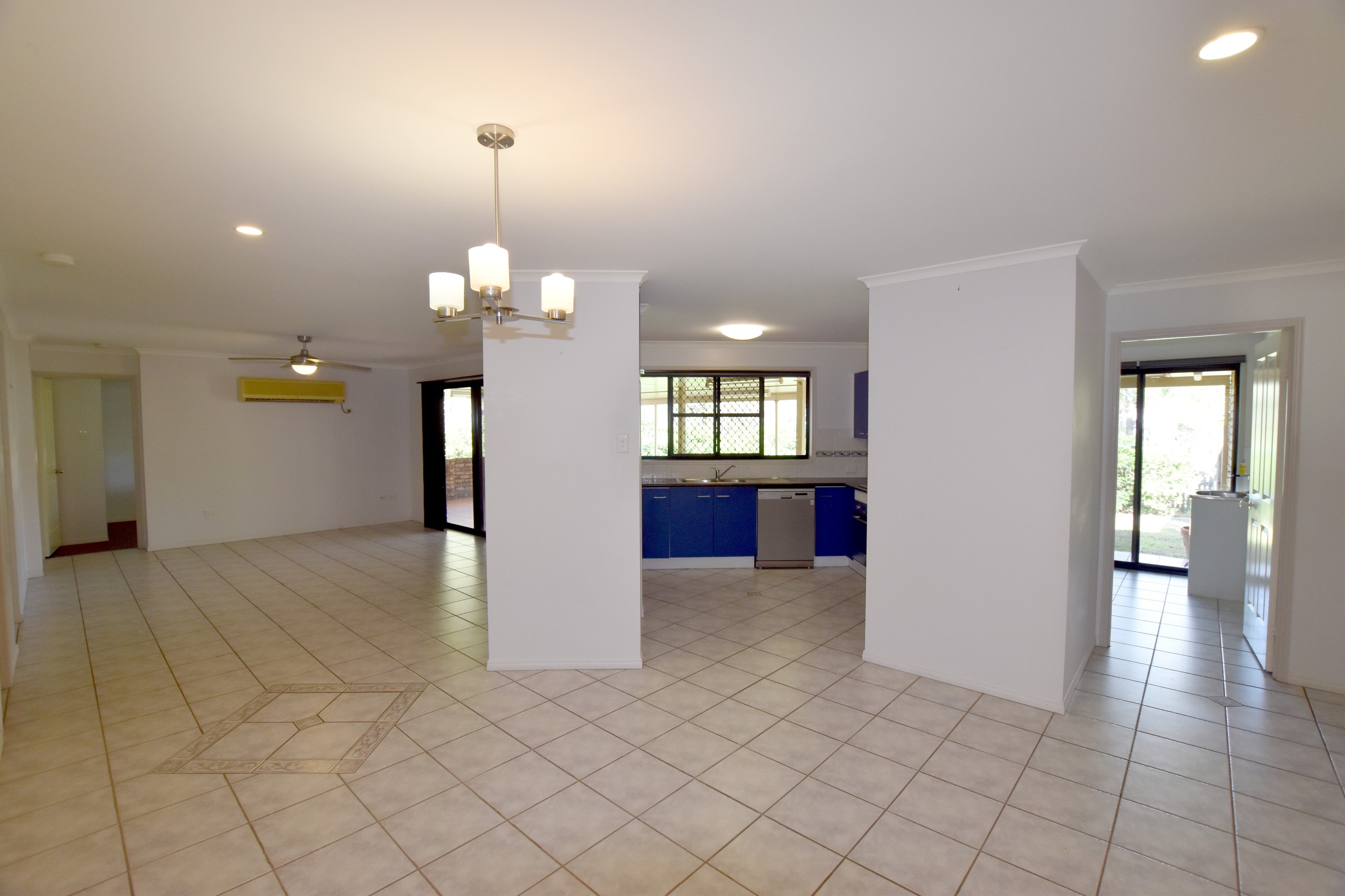 3 Katrina Boulevarde, New Auckland, QLD 4680