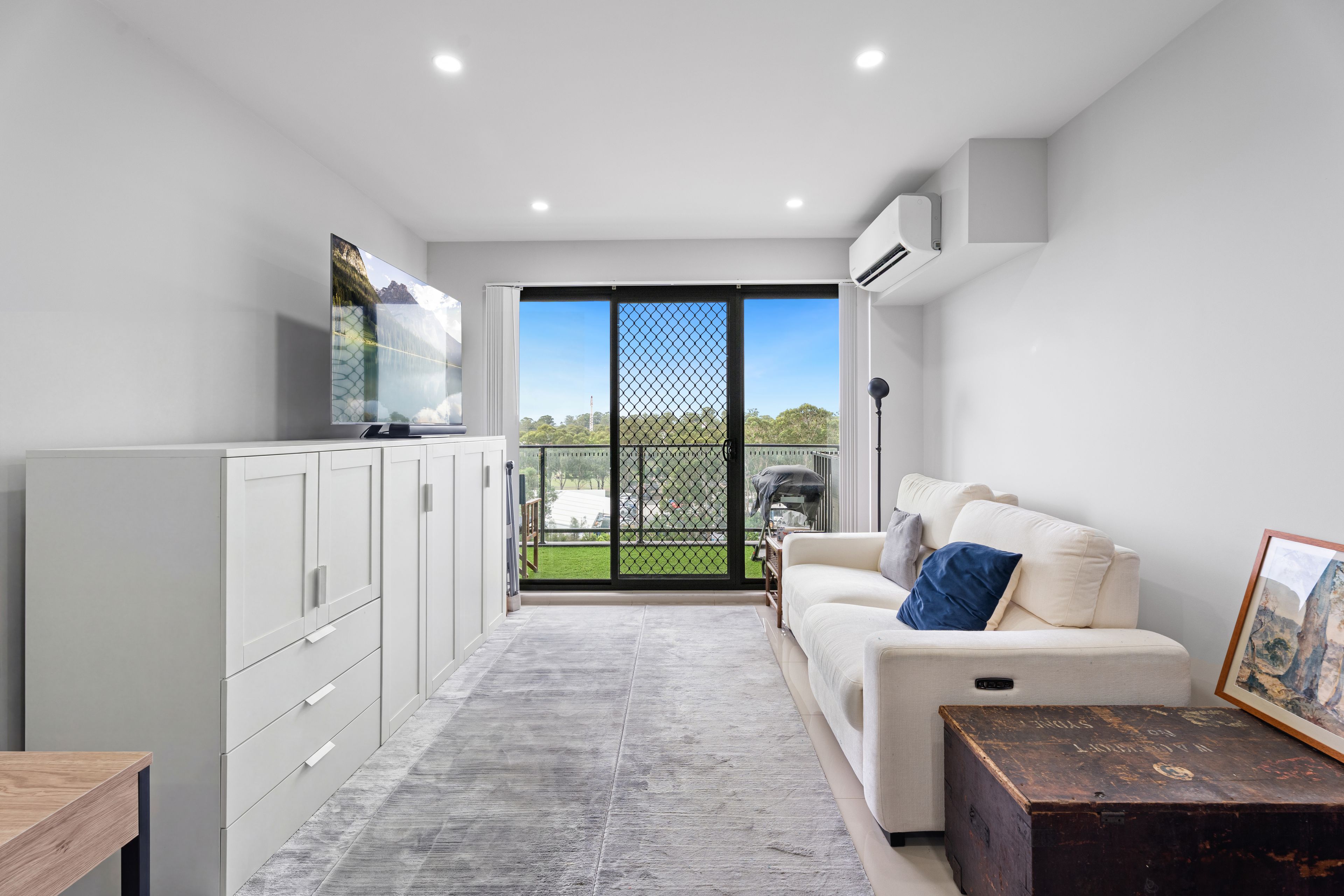804/240-250 Great Western Highway, Kingswood, NSW