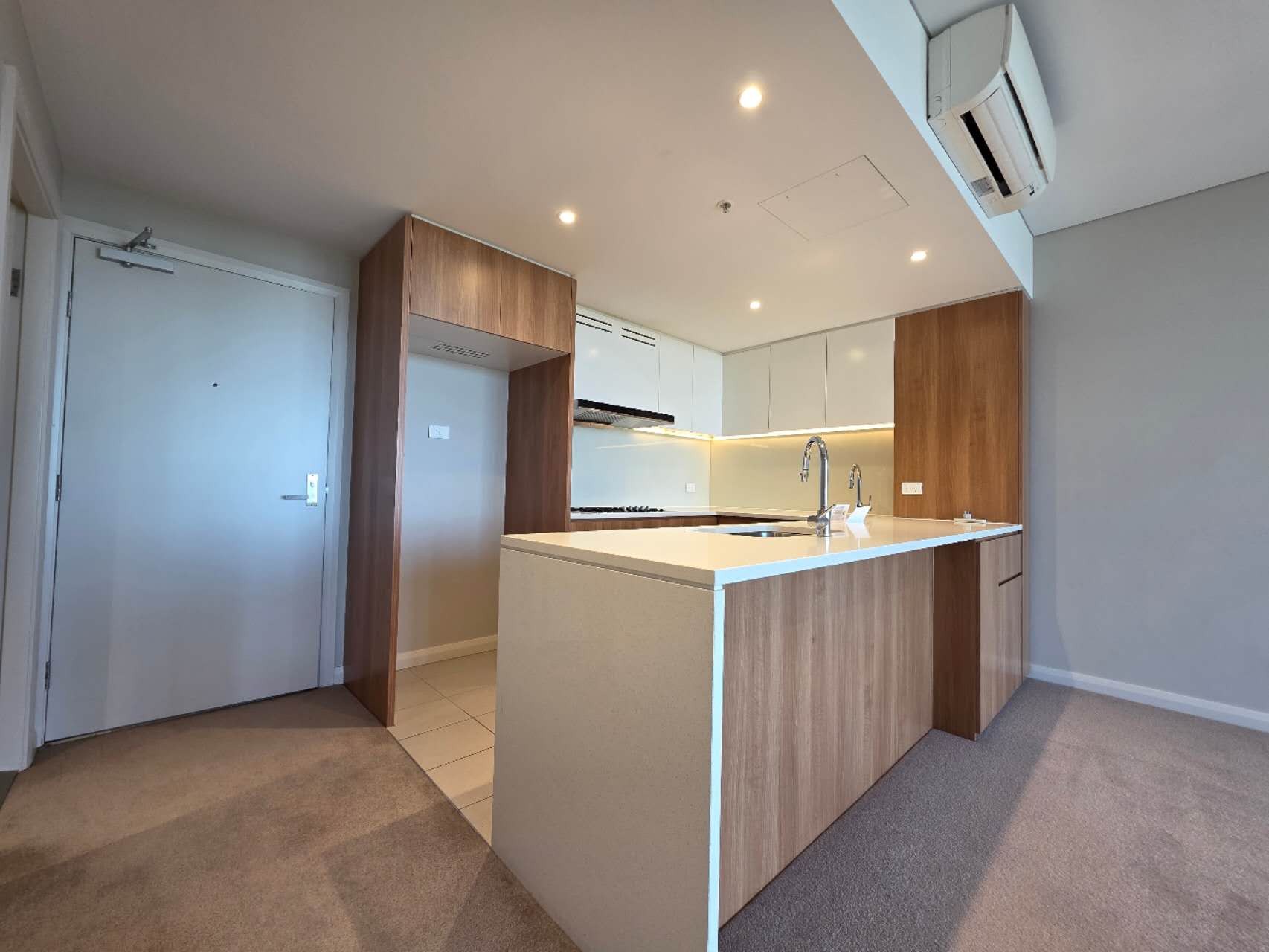 1811/2 Waterways St,, Wentworth Point, NSW 2127