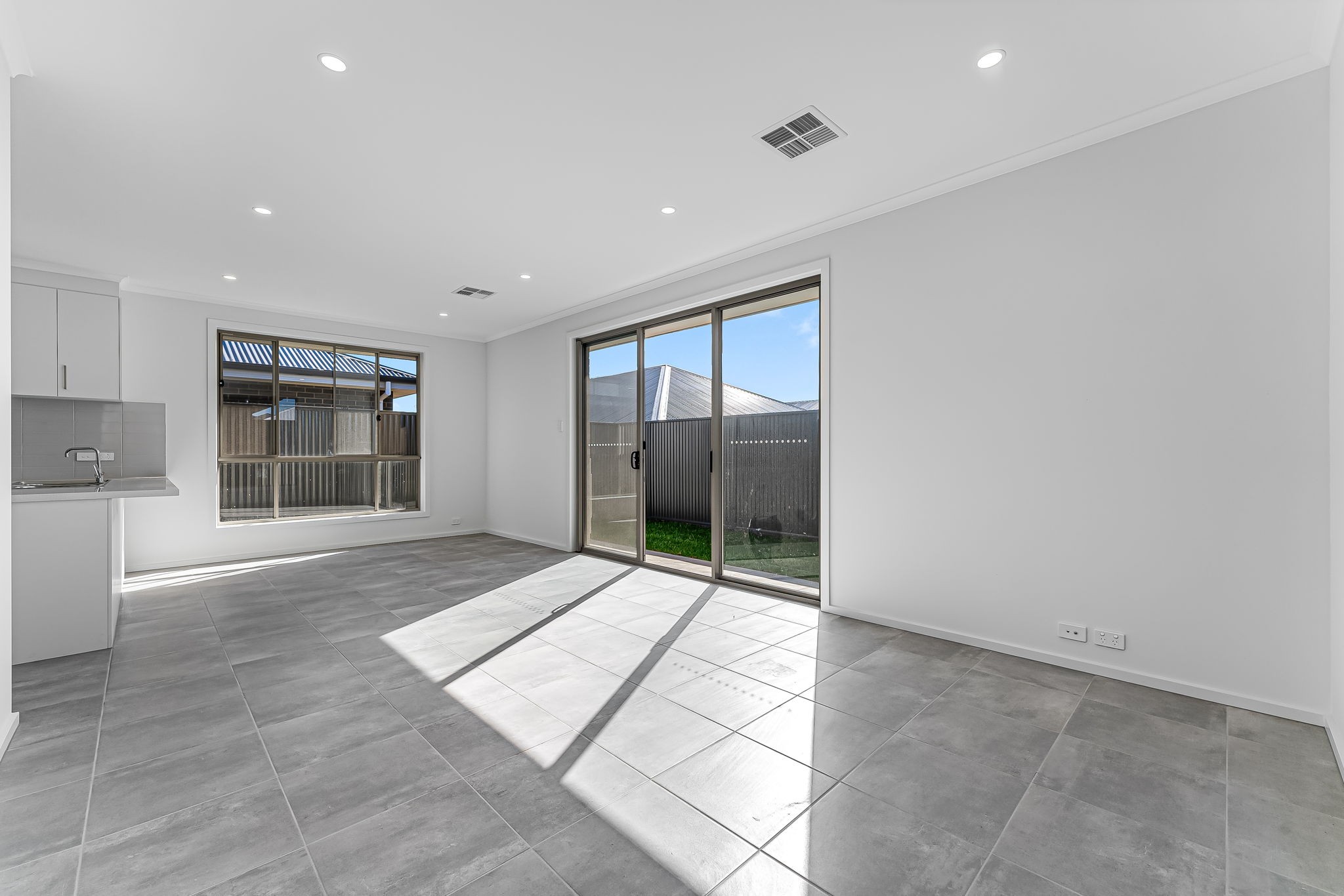 5 Southpoint Street, Port Noarlunga South, SA 5167