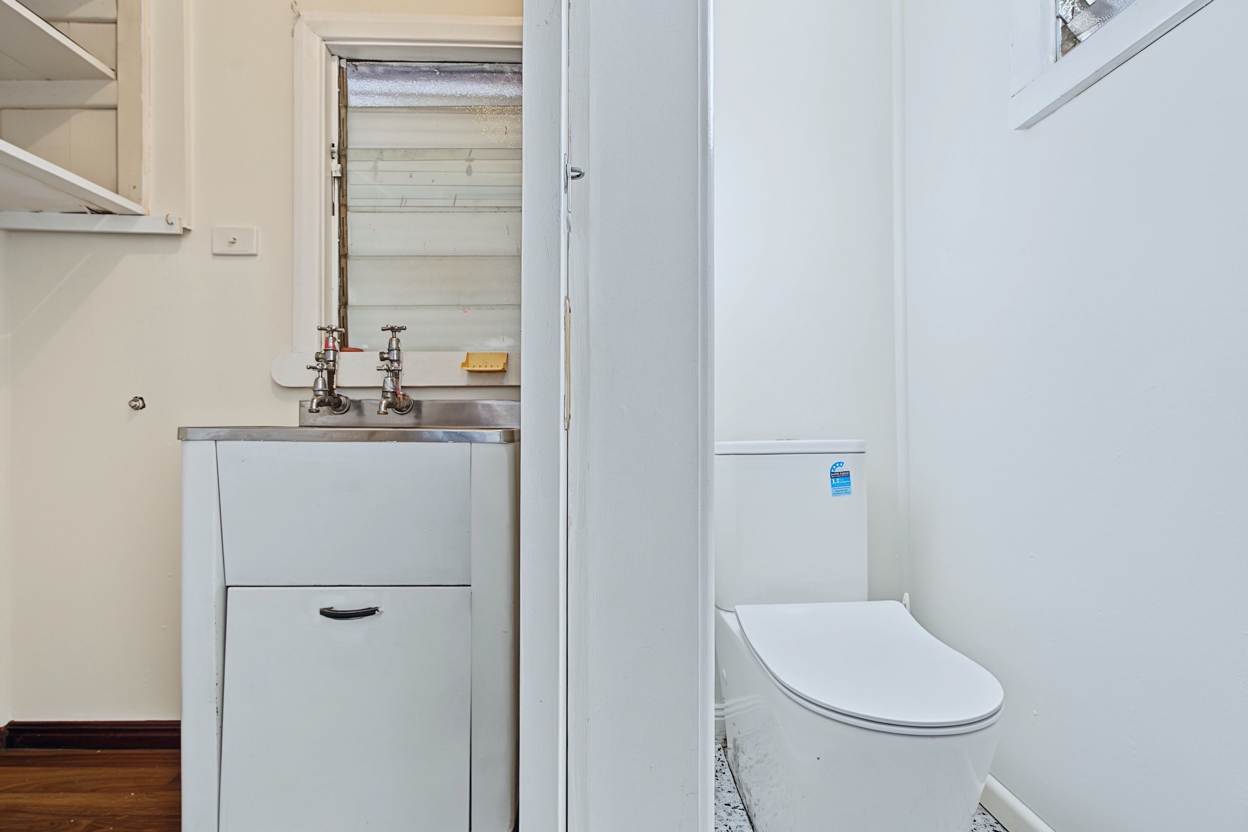 1085 Corella Street — photo 9 of 11