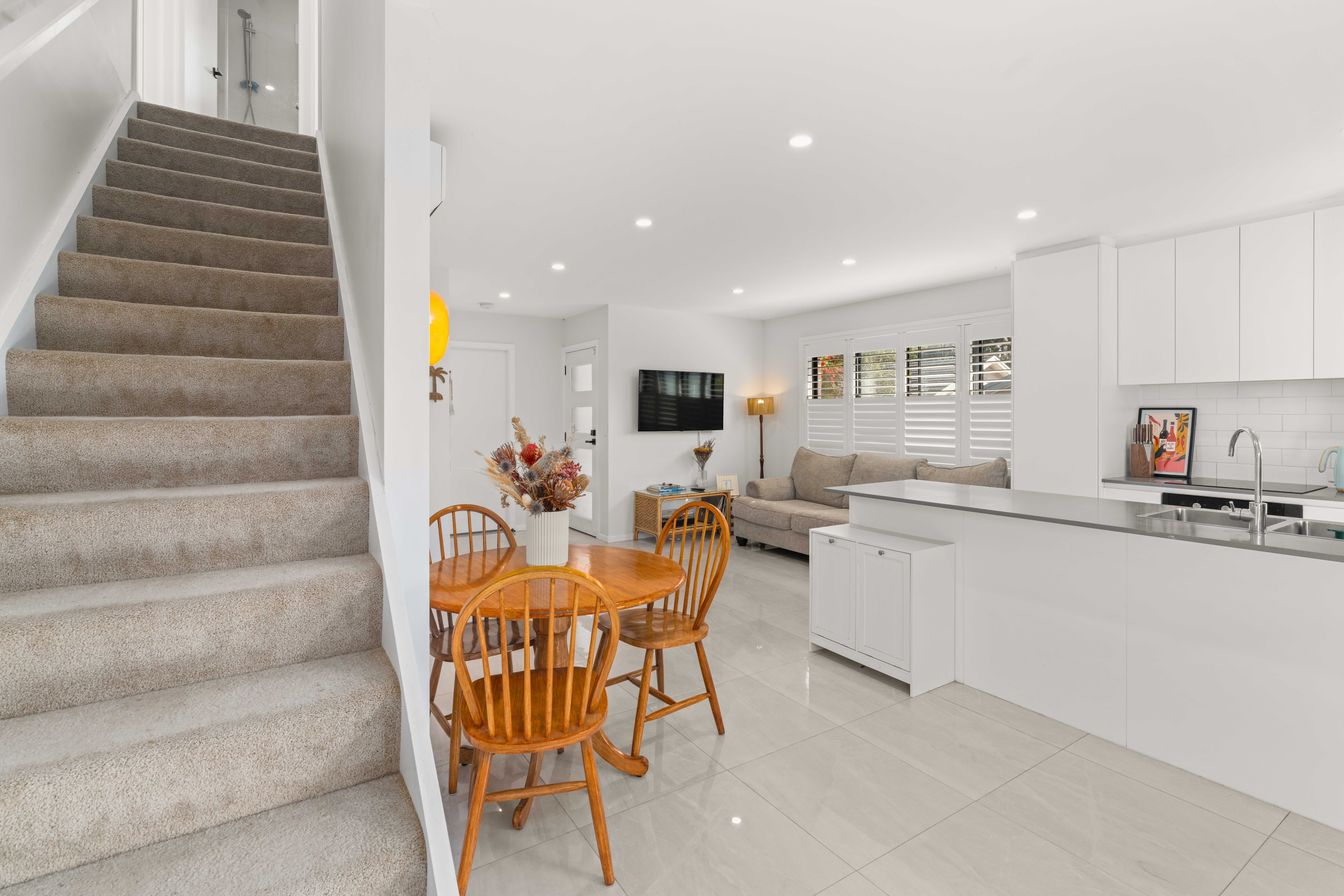 2/54a Hillcrest Avenue — photo 12 of 22