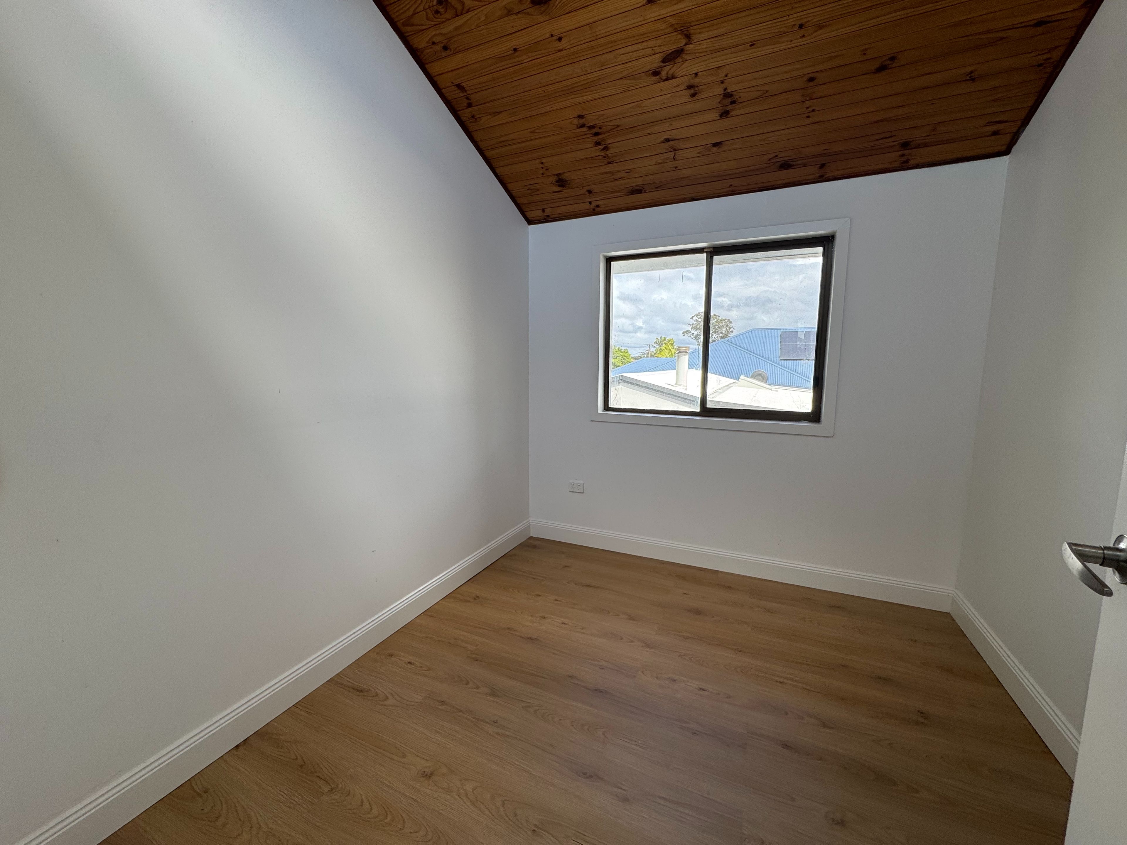 56 Watts Road — photo 16 of 20