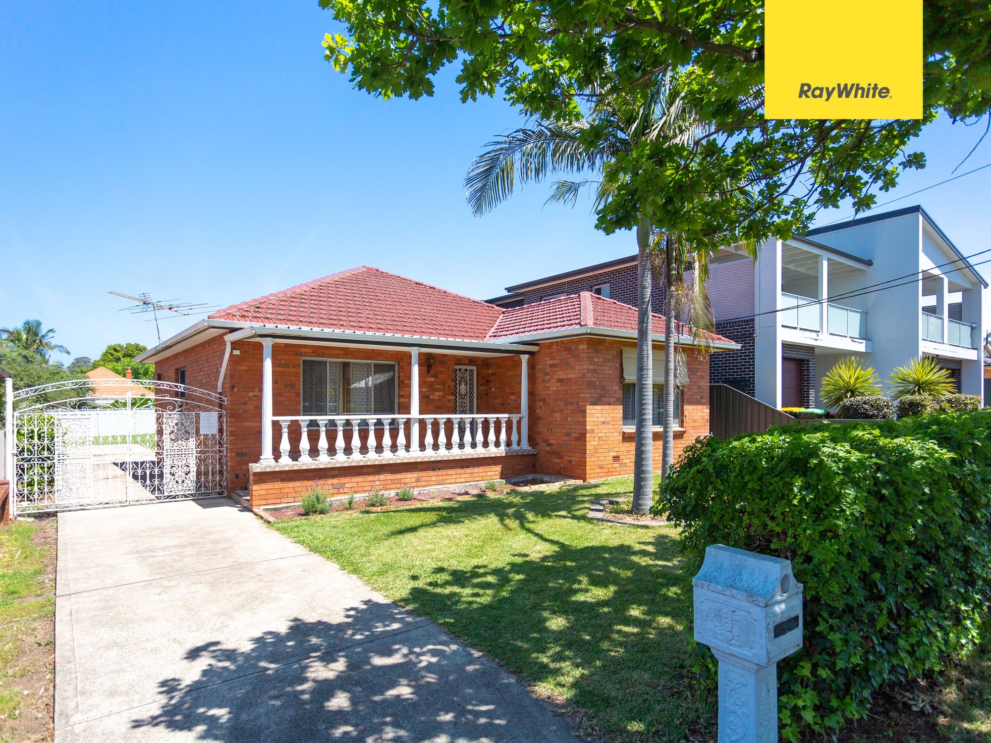 5 Robb Street, Revesby, NSW 2212