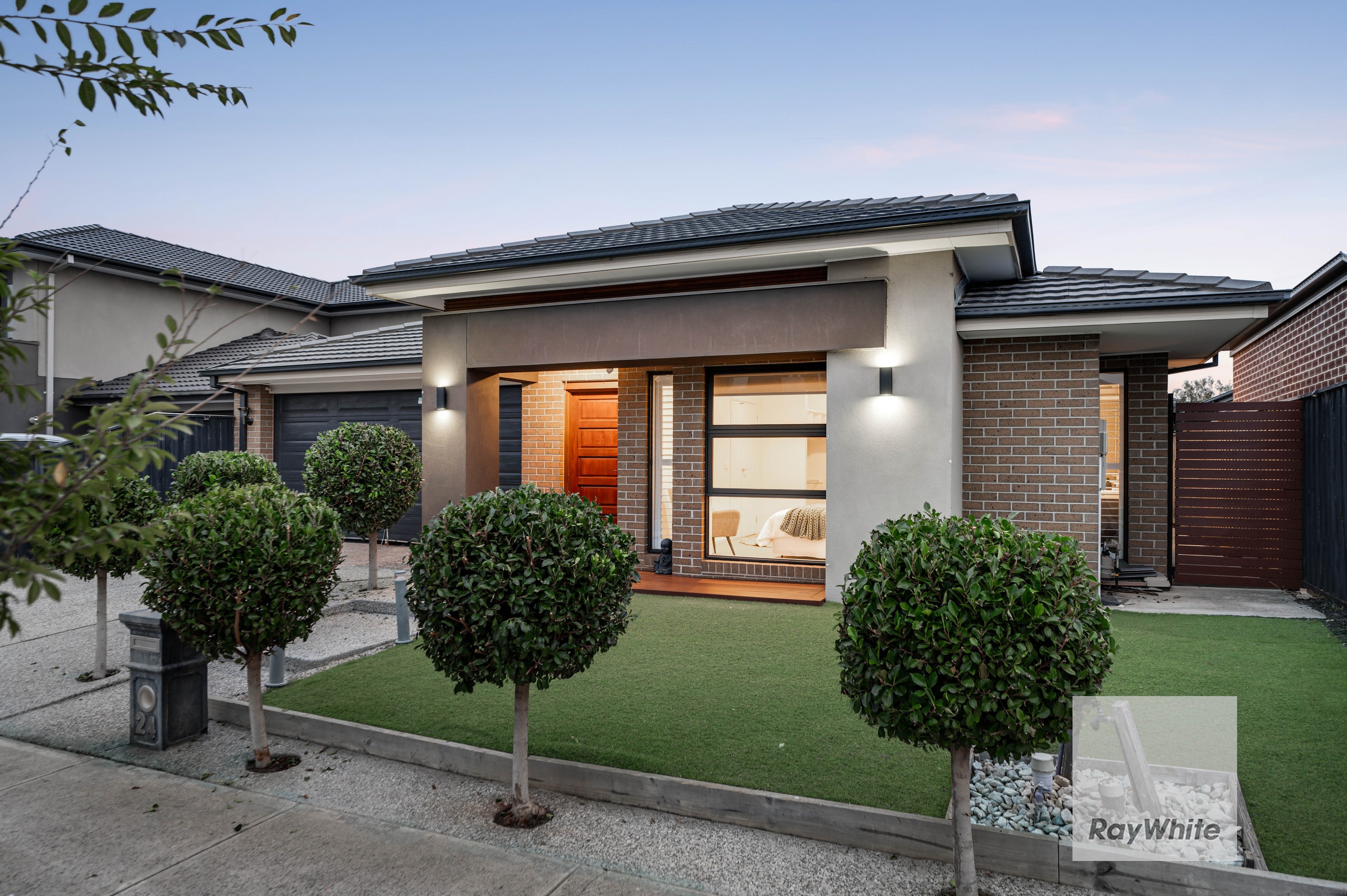 24 Emily Street, Greenvale, VIC 3059