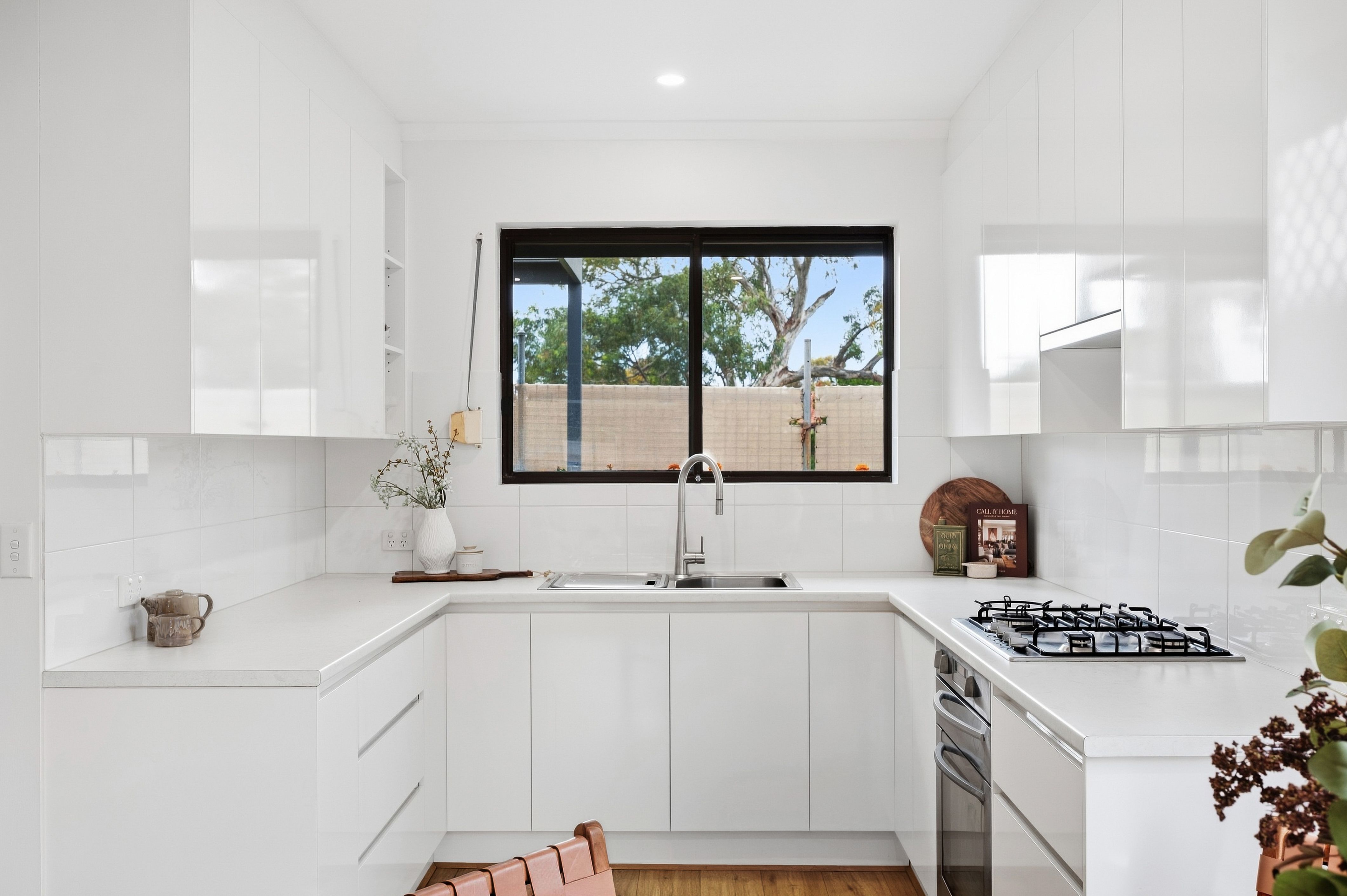 13/109 Morphett Road — photo 6 of 16