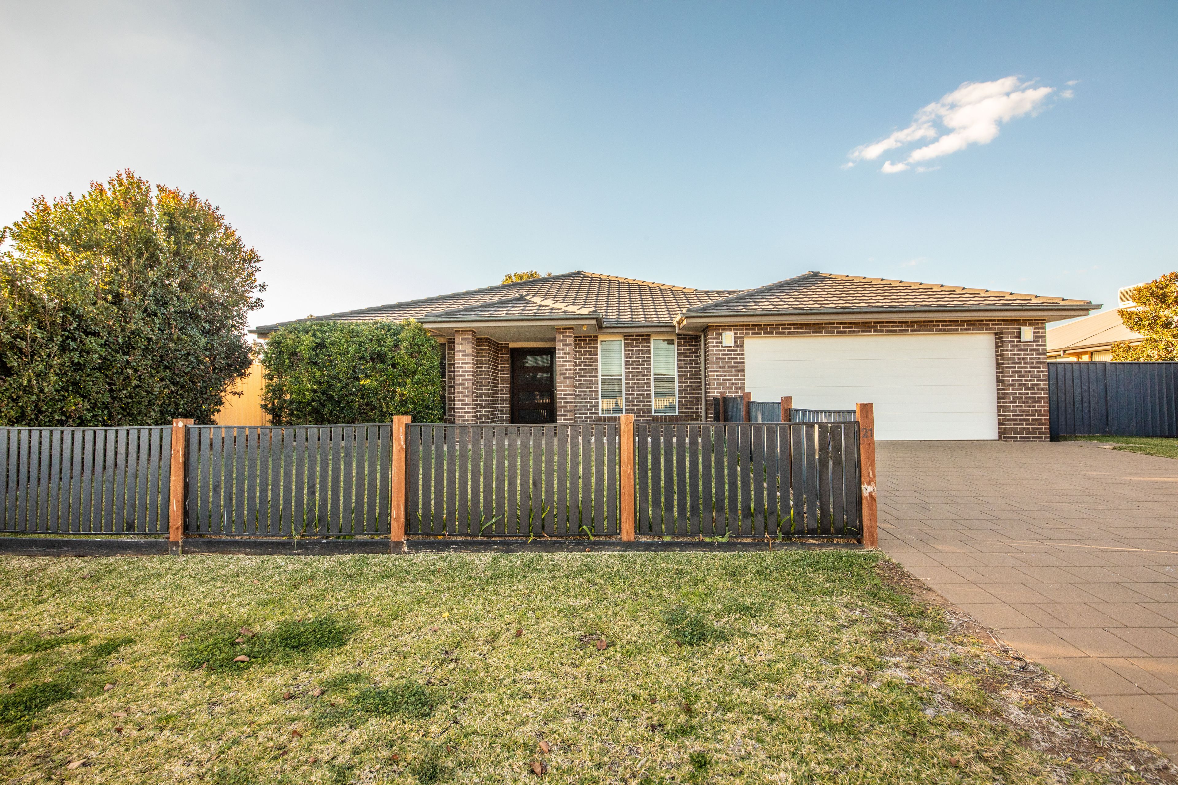 21 Cobbity Avenue — photo from Ray White Dubbo