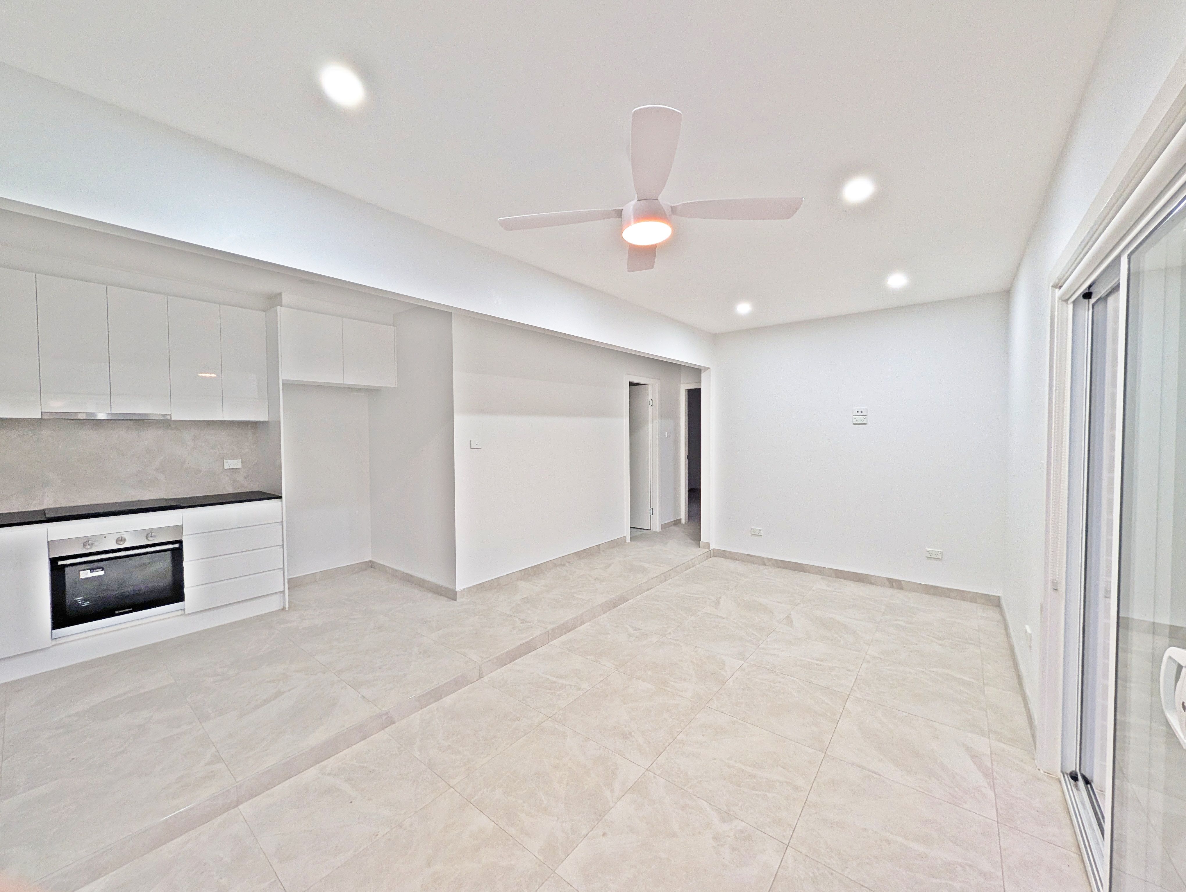 1/126 South Terrace — photo 5 of 11