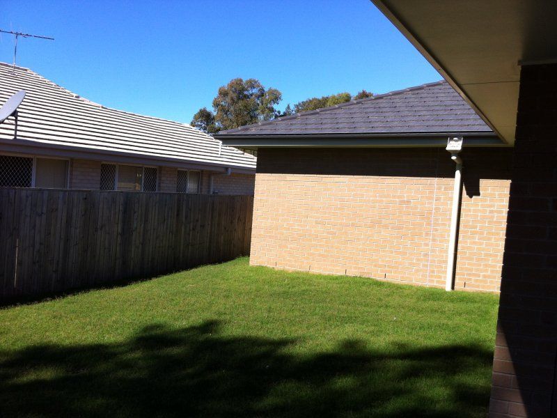 20 Adam Street, Beachmere, QLD 4510