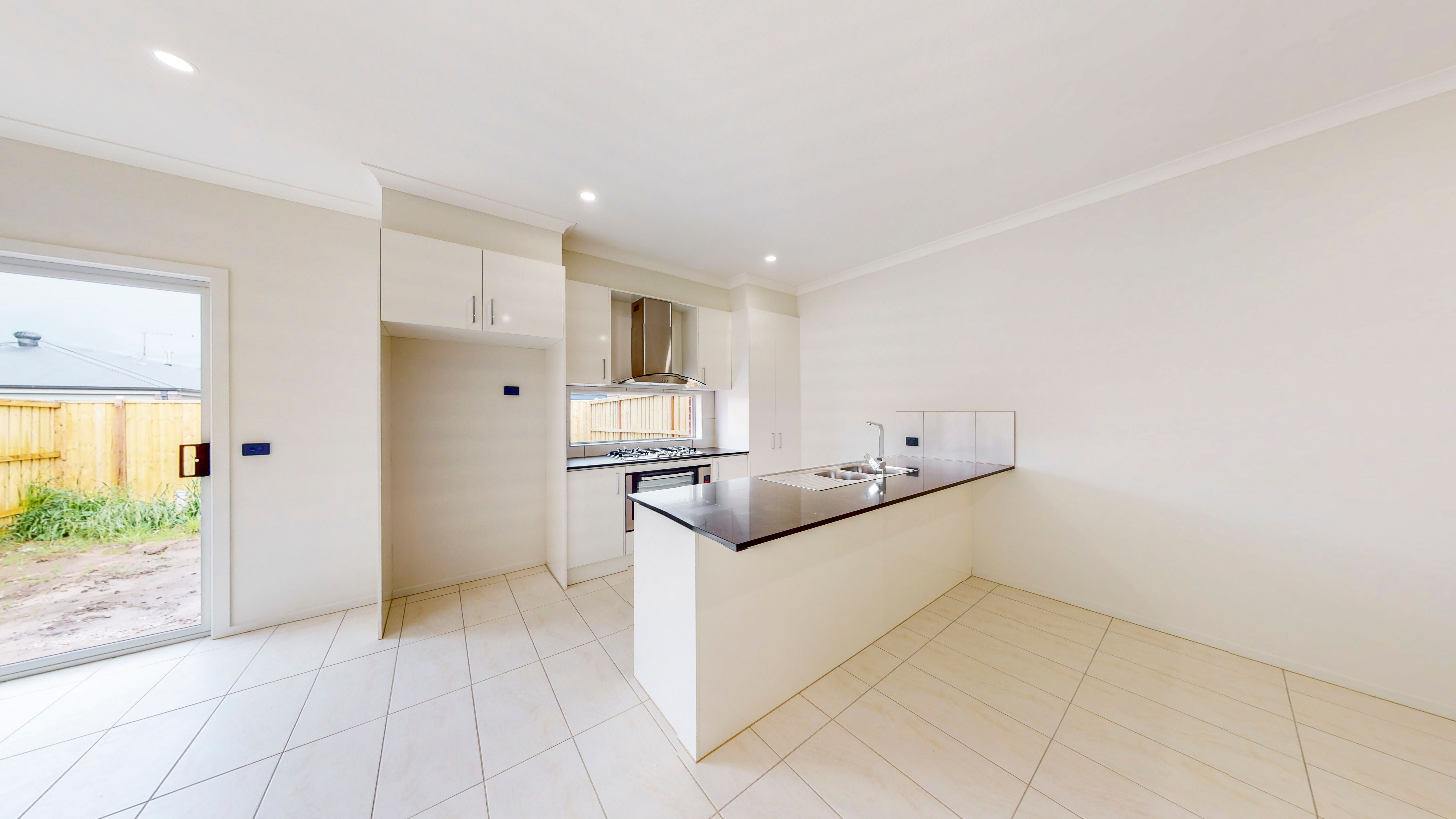 17 Growling Grass Drive, Clyde North, VIC 3978