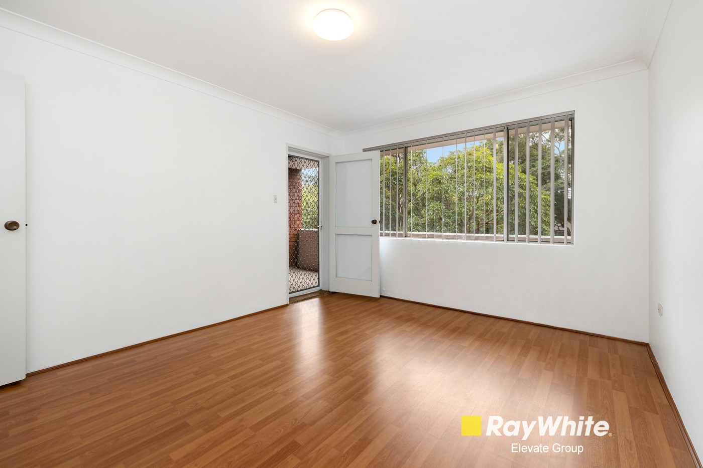 2/10-14 Burlington Road, Homebush, NSW 2140