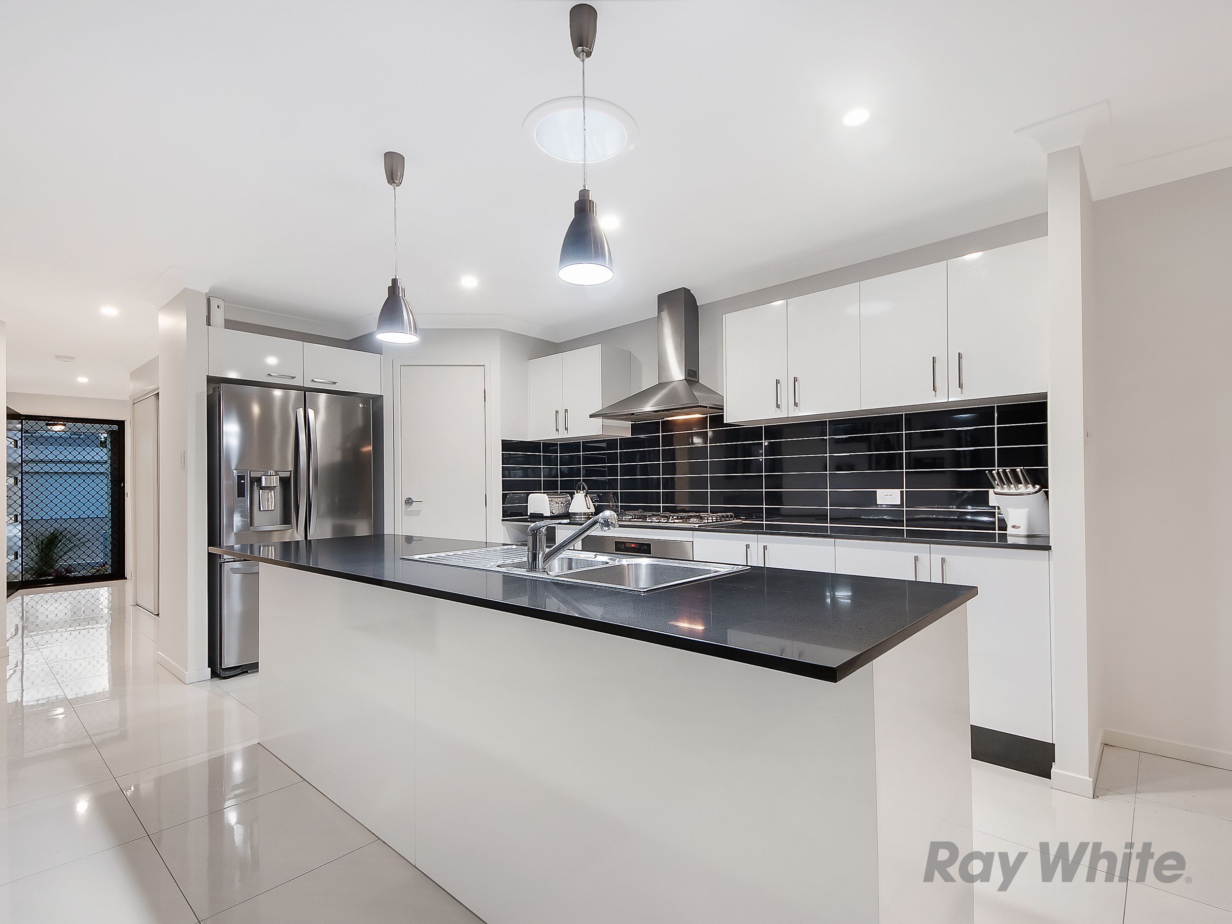 3 Sueby Close, Carseldine, QLD 4034
