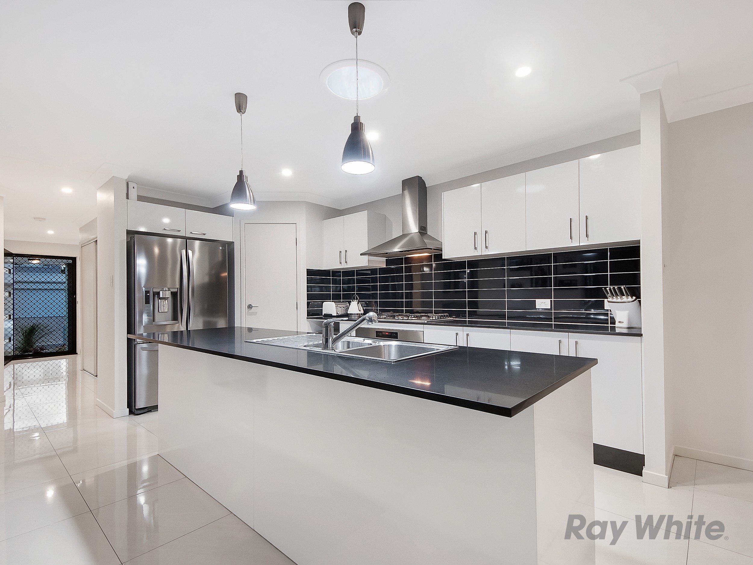 3 Sueby Close, Carseldine, QLD 4034