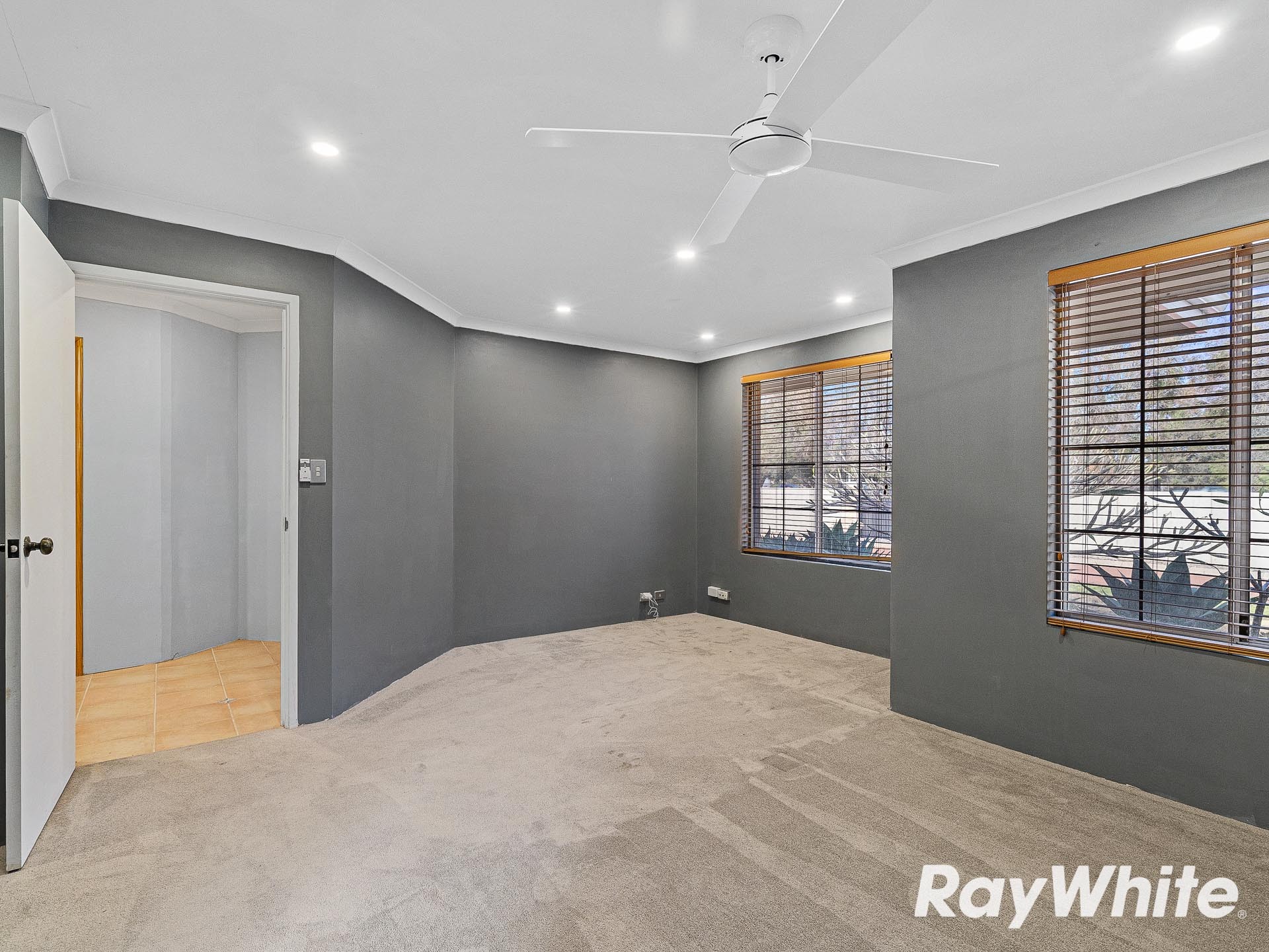 25 Bethel Corner, Halls Head, WA 6210