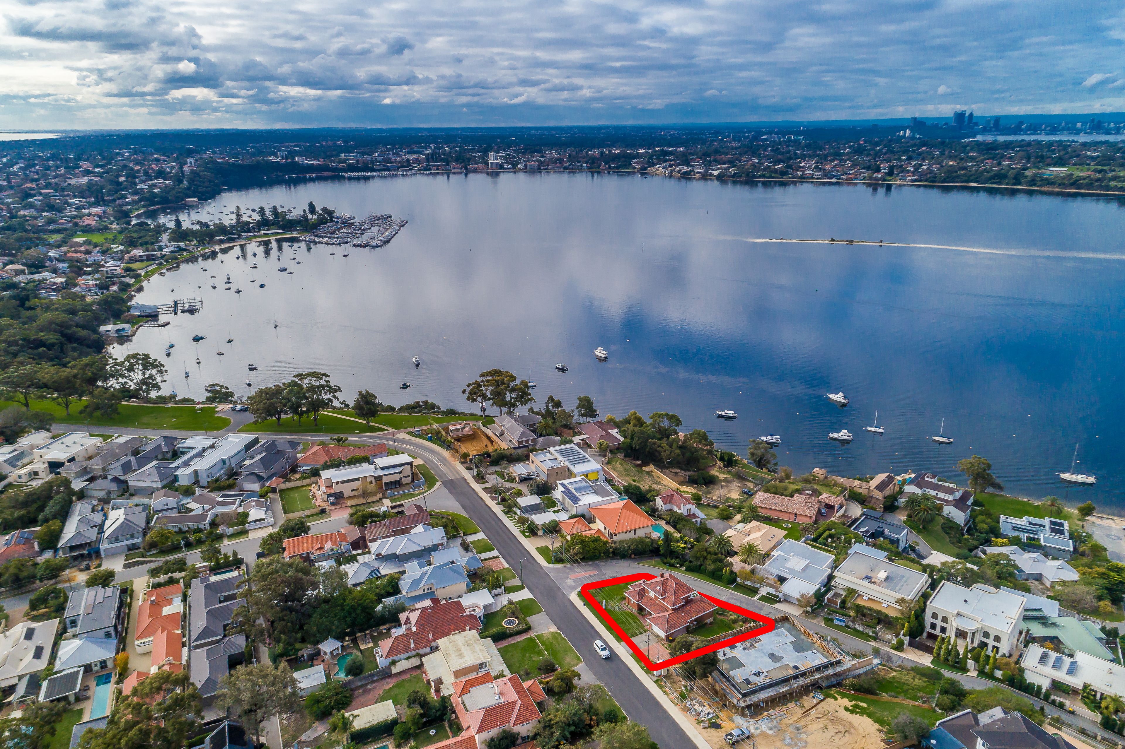 2 Saunders Street, Mosman Park, WA 6012
