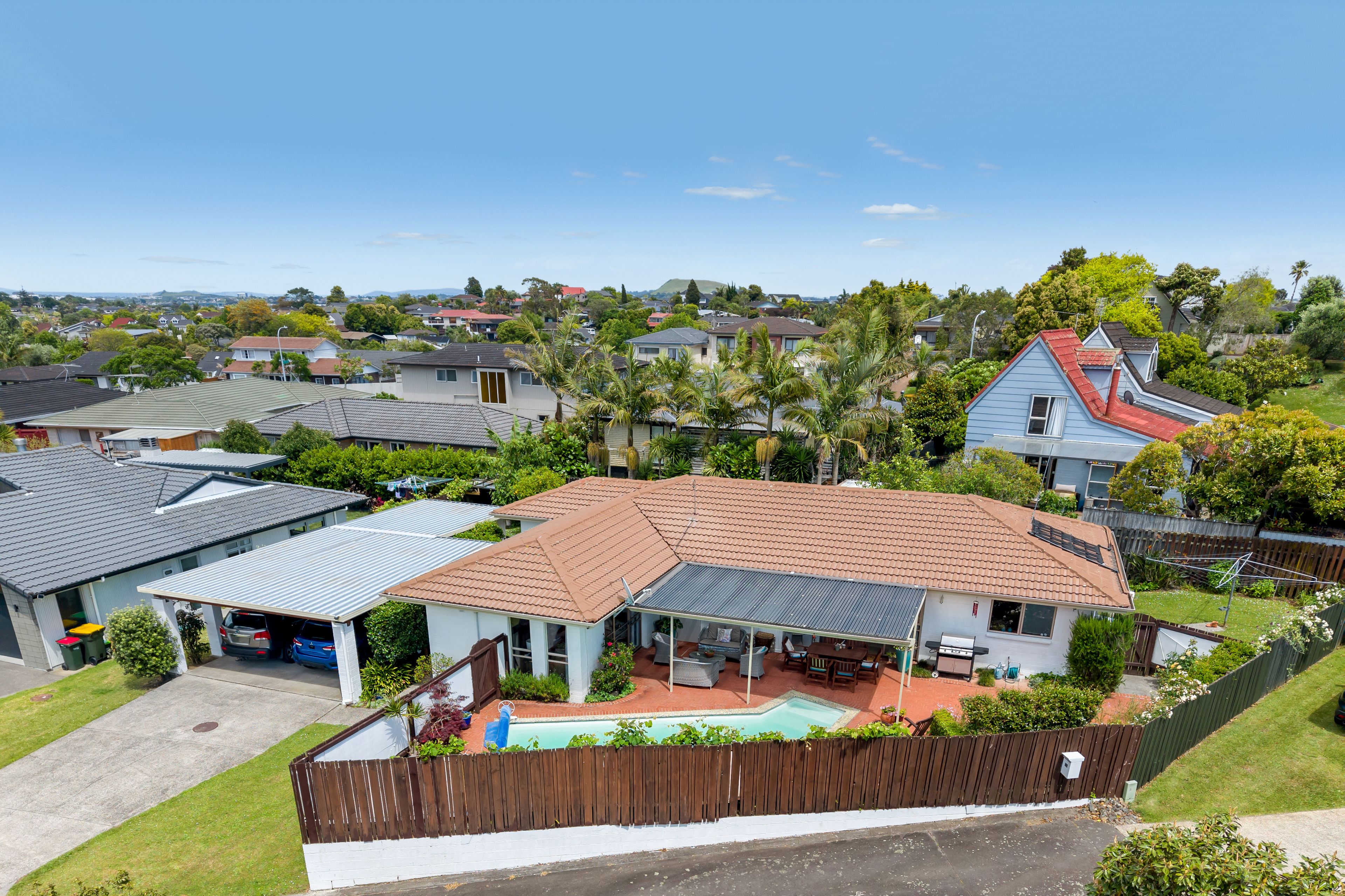 17 Jane Gifford Place, Half Moon Bay, Manukau City