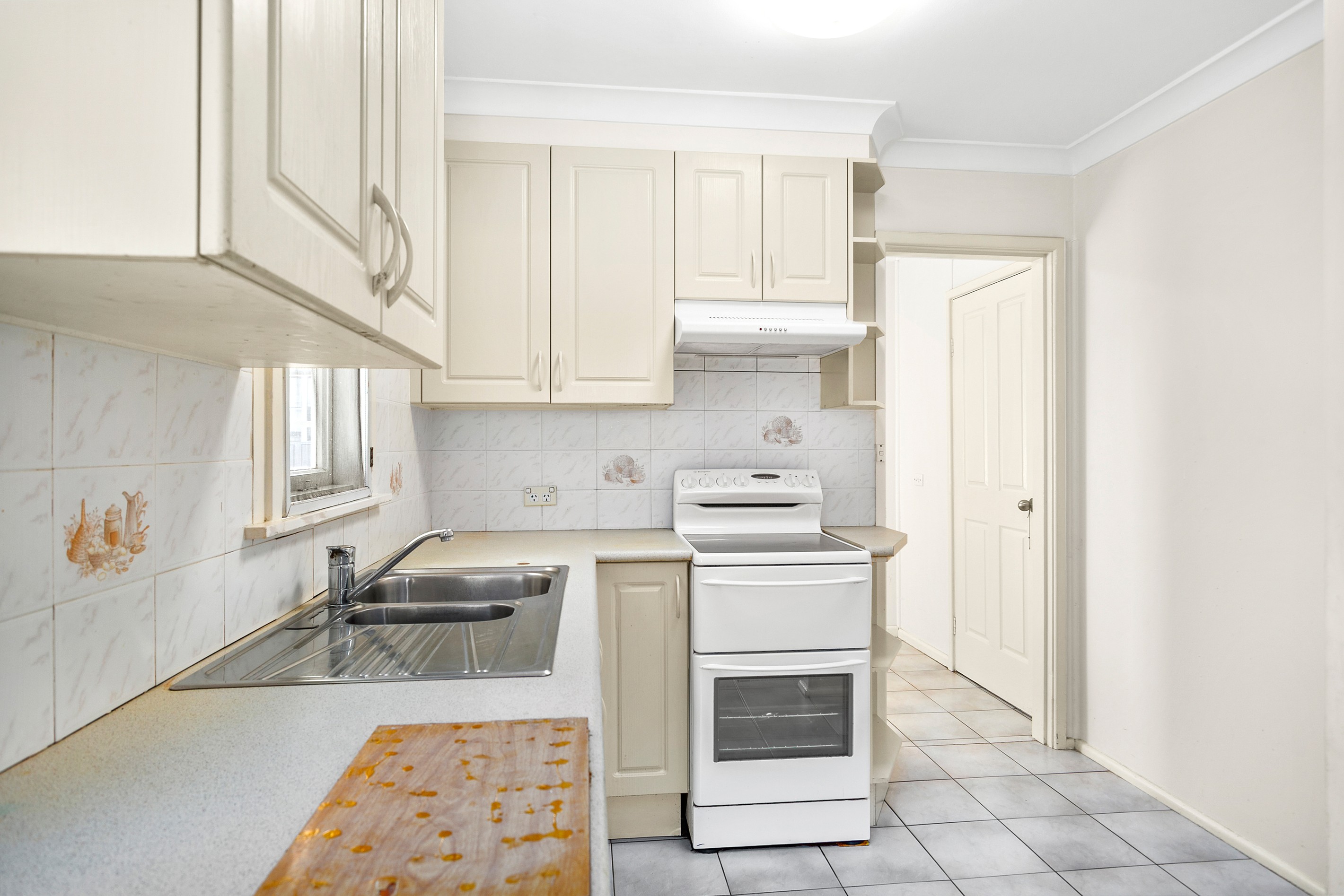 9 Day Street, Lake Illawarra, NSW 2528