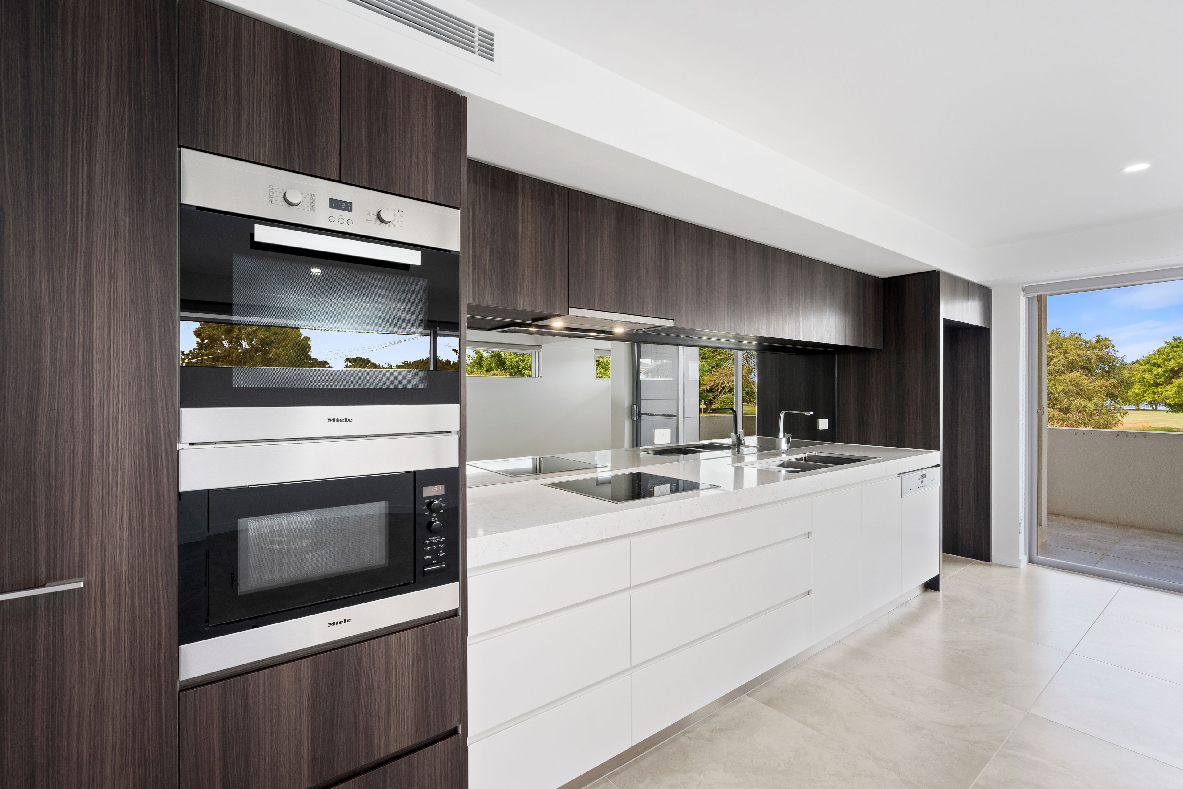 201/30 Brighton Parade, Southport, QLD 4215