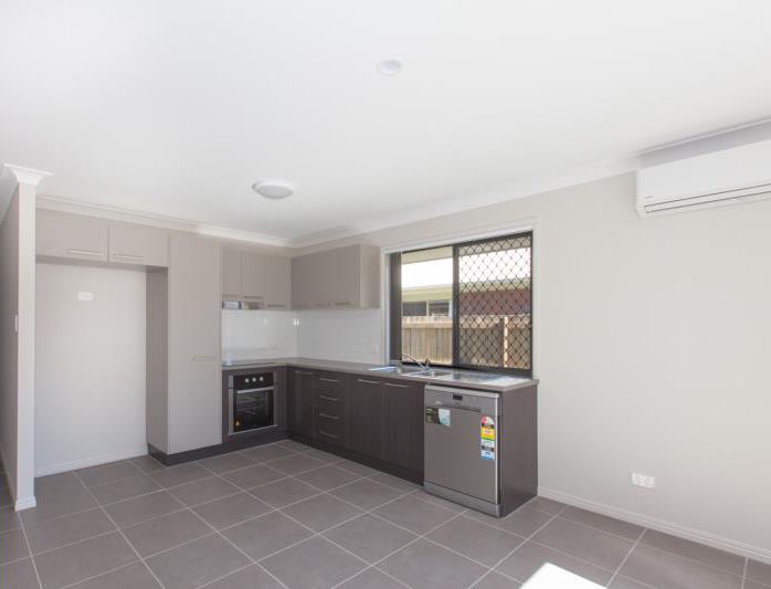 2/13A Atlantic Drive, Loganholme, QLD 4129