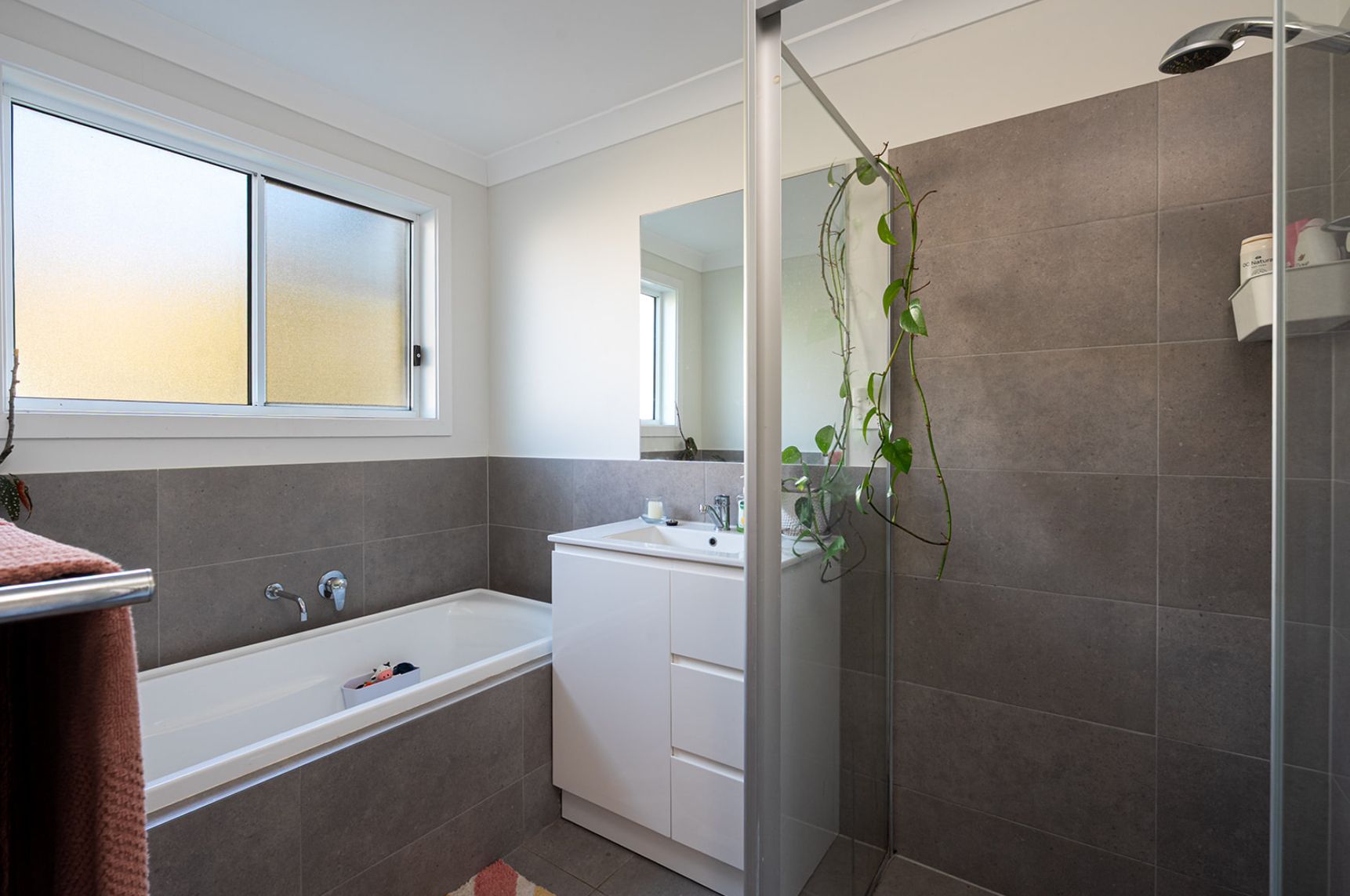 39 Sproule Crescent — photo 7 of 26