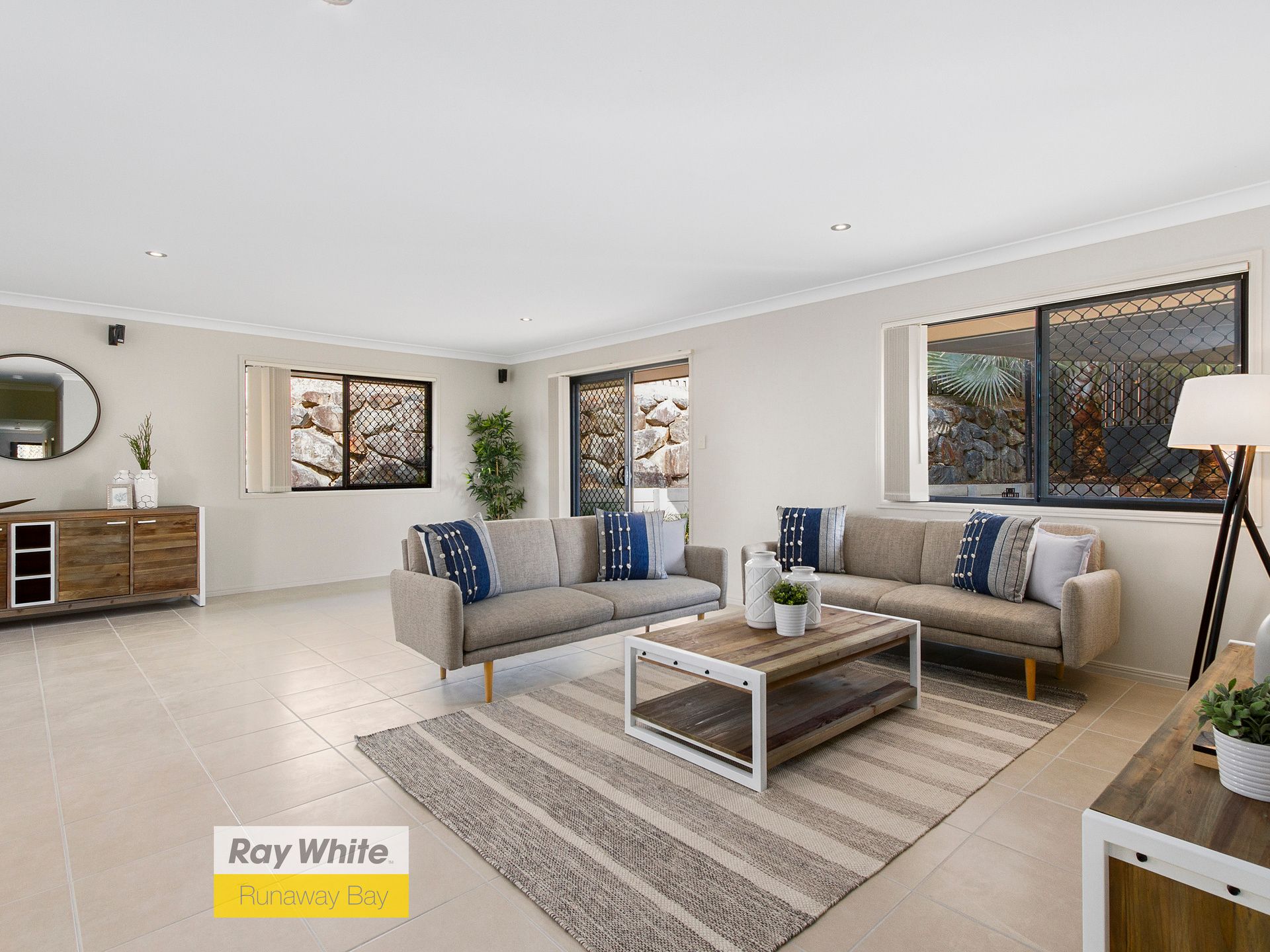 12 Sandow Street, Pacific Pines, QLD 4211
