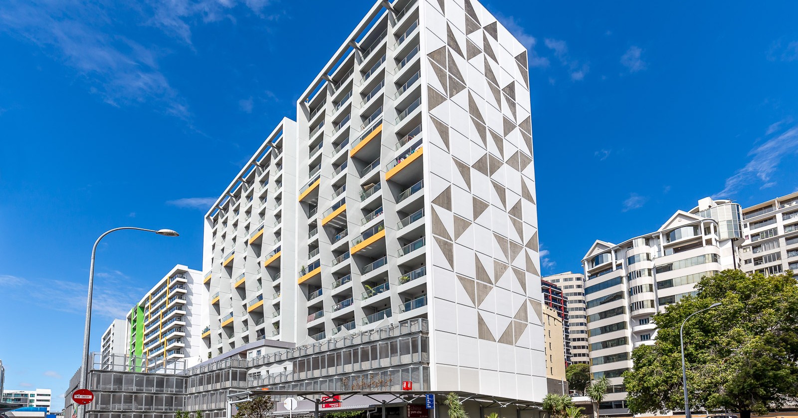Auckland Same Color Building 509/2 Beach Road, Auckland Central, Auckland City 1010 - Sold Apartment ...