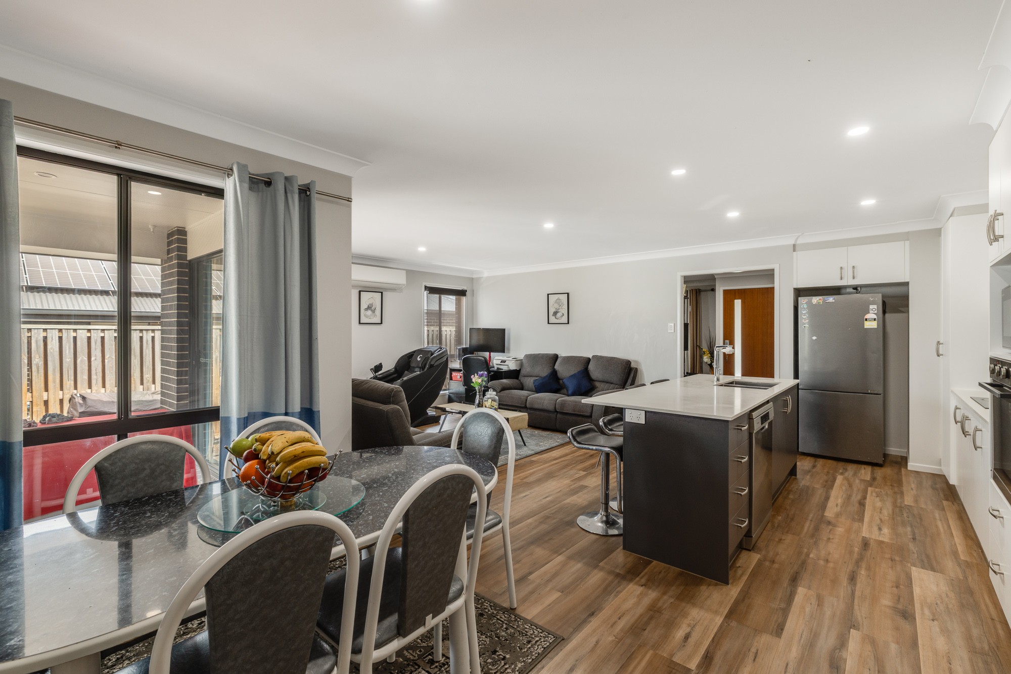 37 Ace Drive, Glenvale, QLD 4350