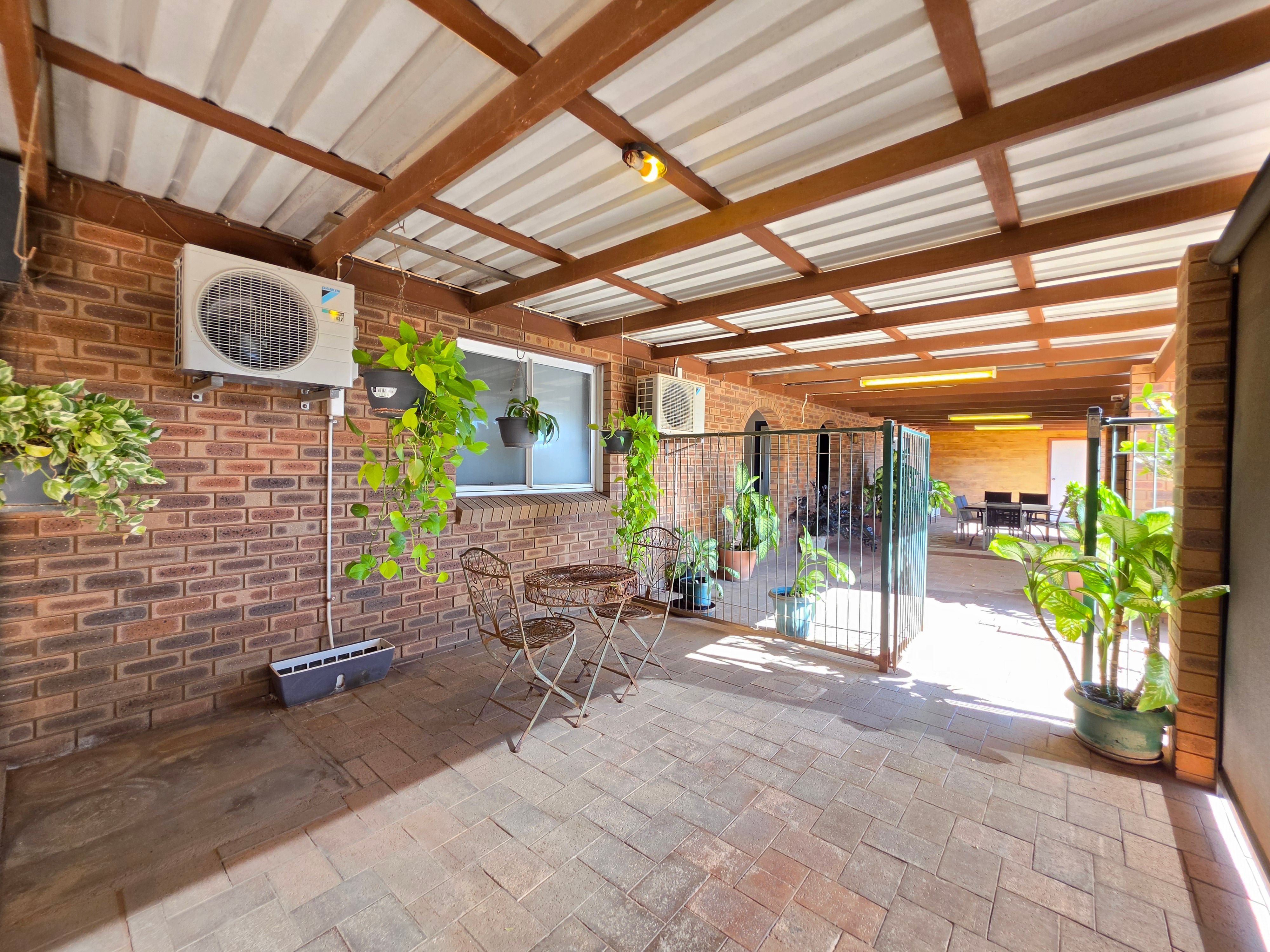 137 & 138 North River Road, Carnarvon, WA 6701