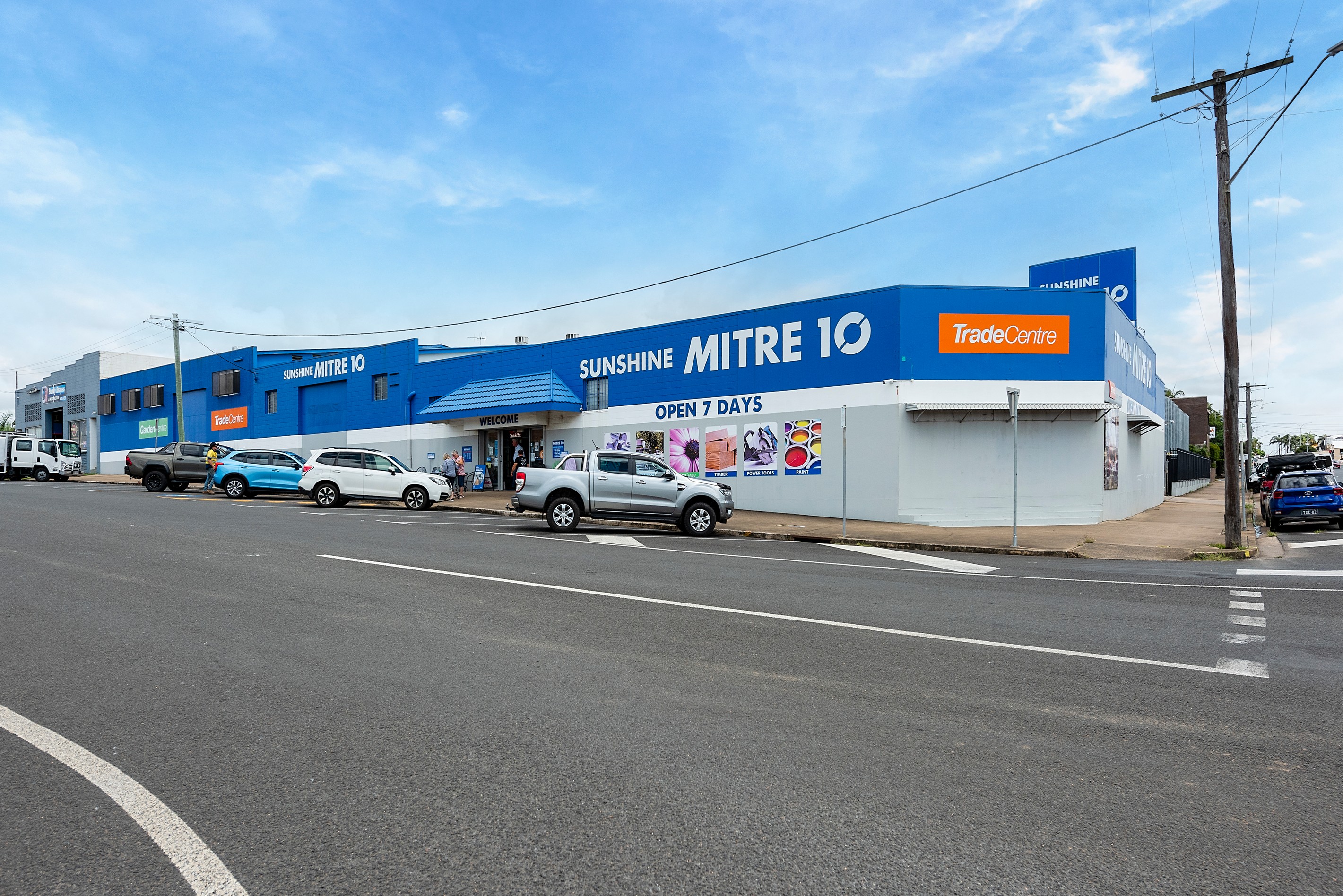 Mitre 10, 1 Electra Street, Bundaberg Central, QLD 4670