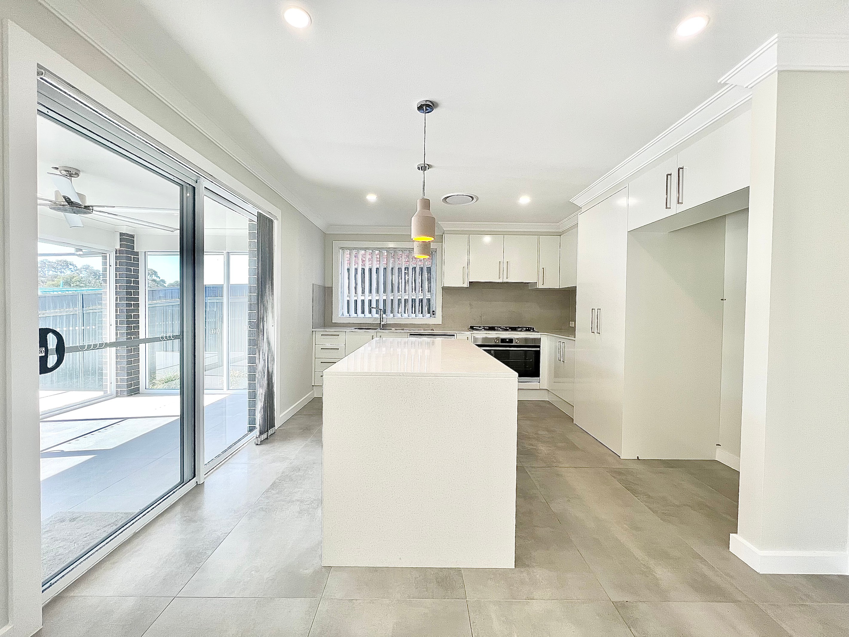 32 Chinnocks Street, Campbelltown, NSW 2560