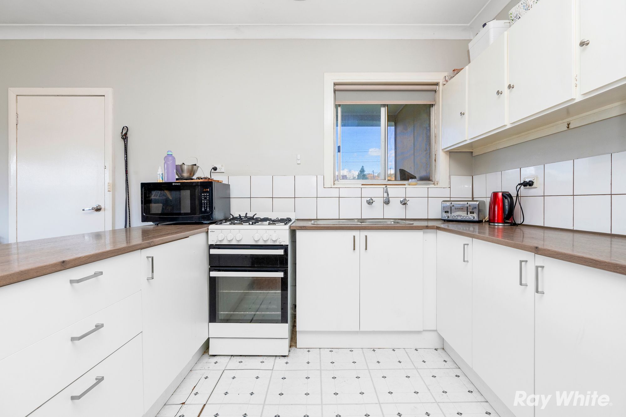 4 George Street — photo 6 of 11