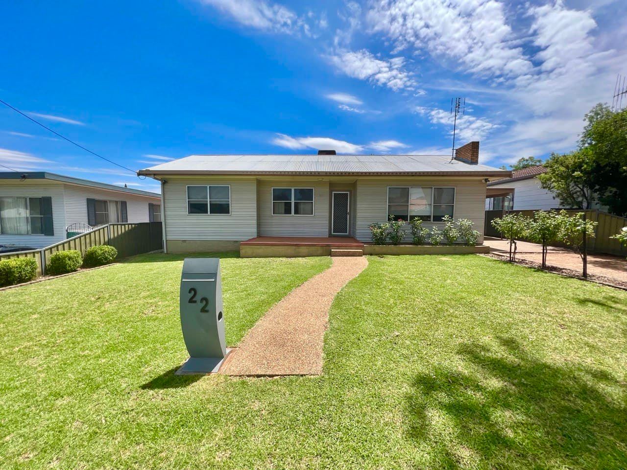 22 Thornbury Street — photo from Ray White Parkes