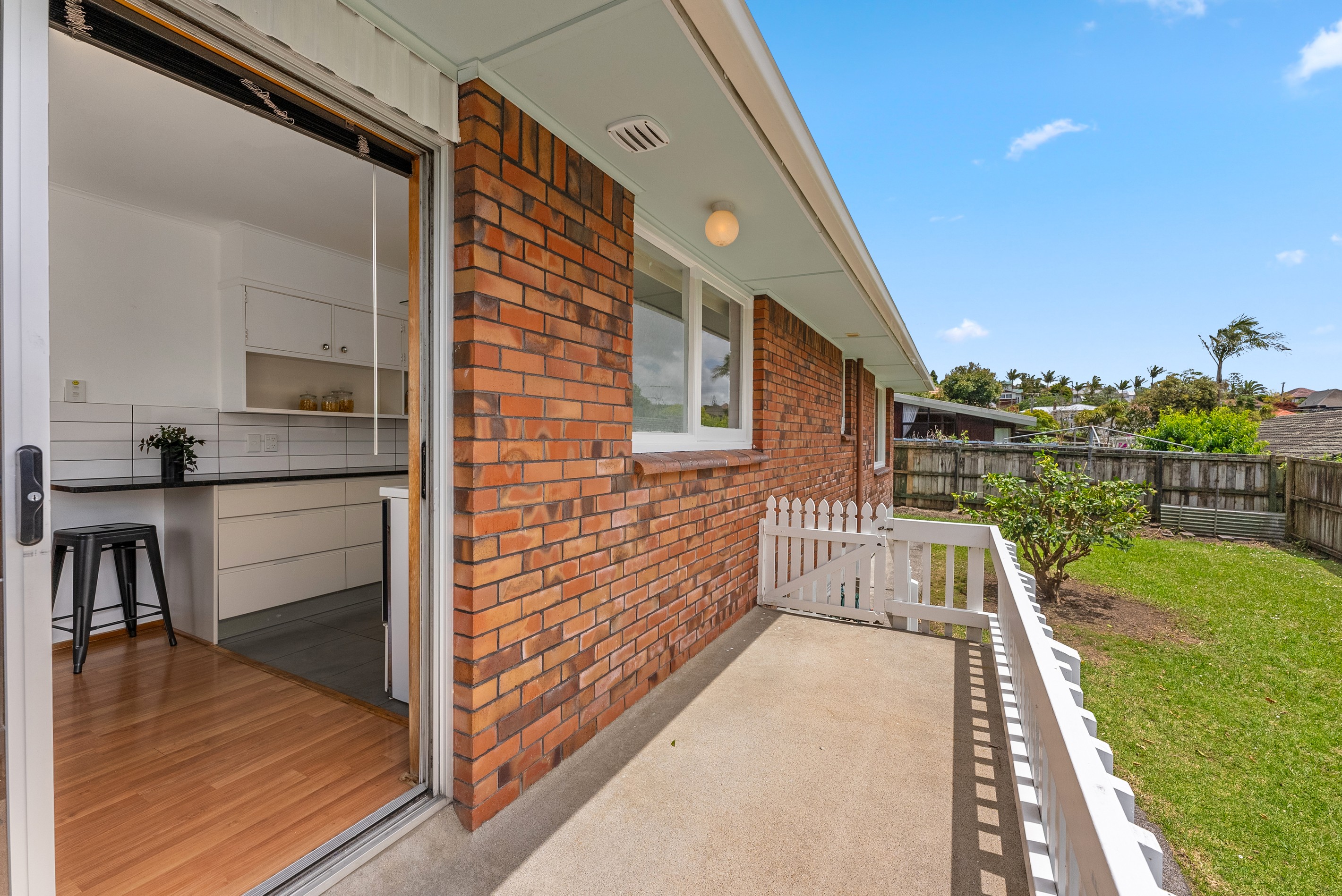 2/187 Onewa Road, Birkenhead, North Shore City