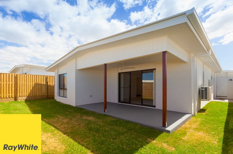 11 Sky Crescent, Pimpama, QLD 4209