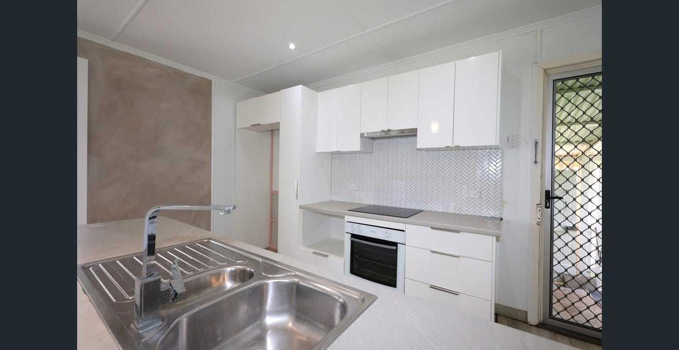 32 Hardacre Street, Wandal, QLD 4700