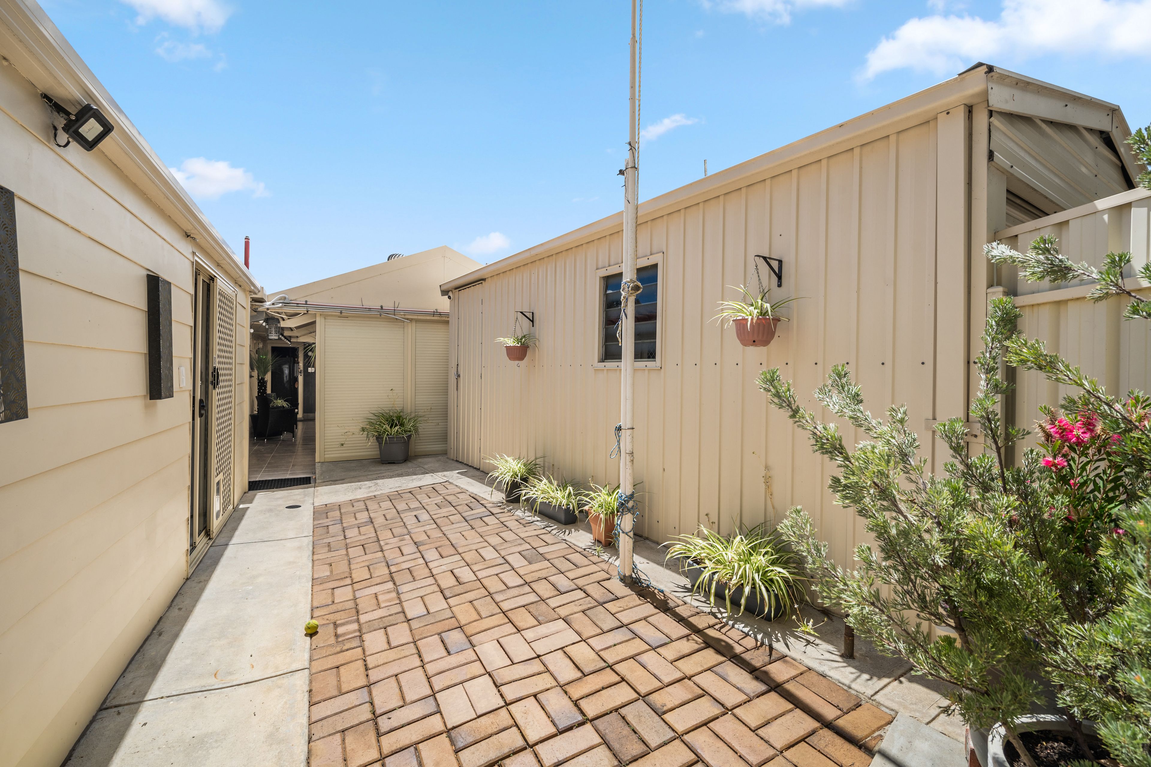 1 Tracy Avenue — photo 22 of 30
