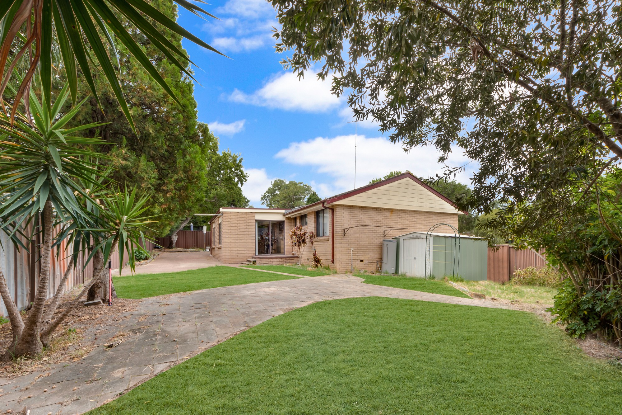 37 Naylor Place, Ingleburn, NSW 2565