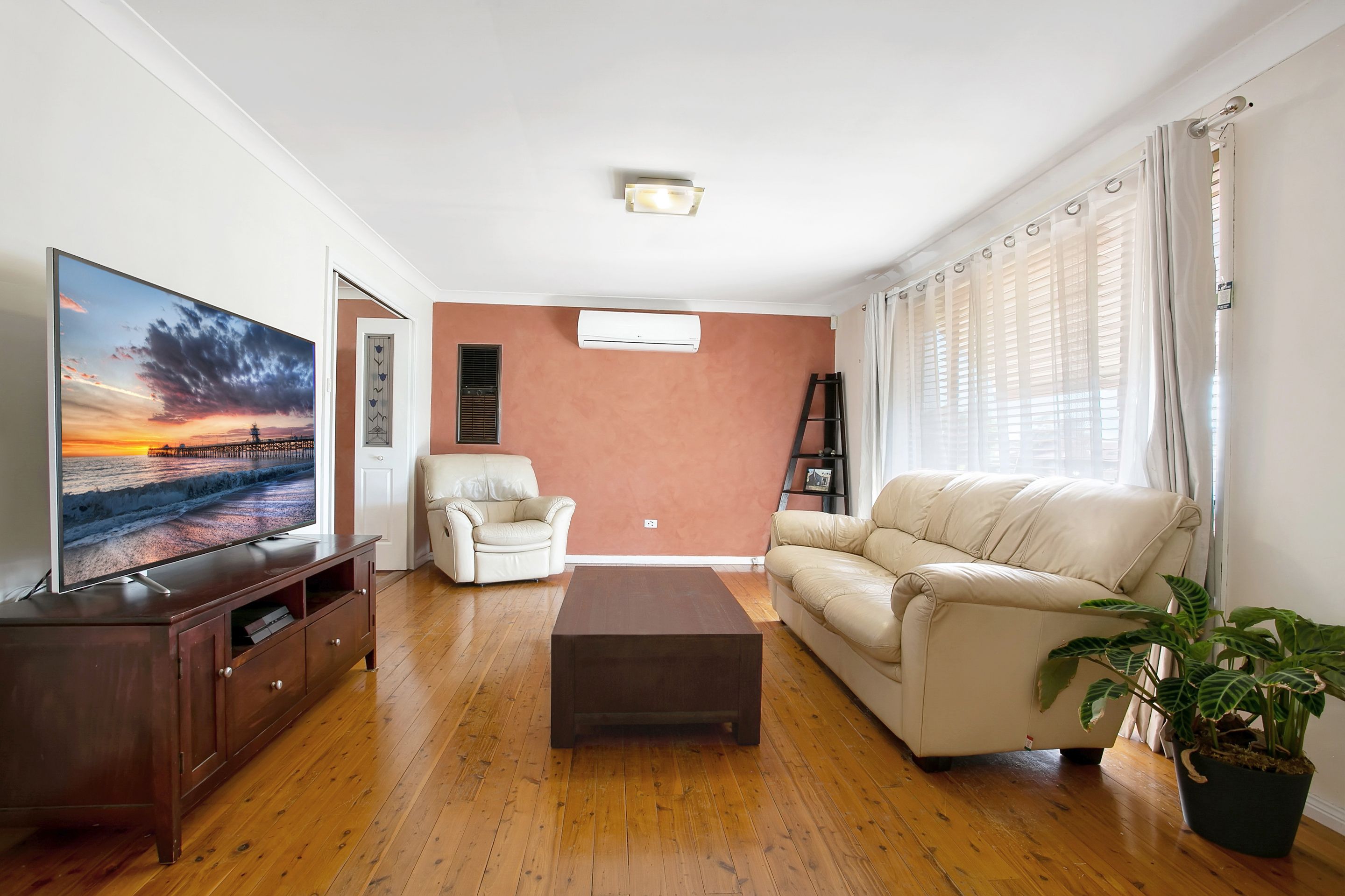 4 Hawdon Avenue, Werrington County, NSW 2747