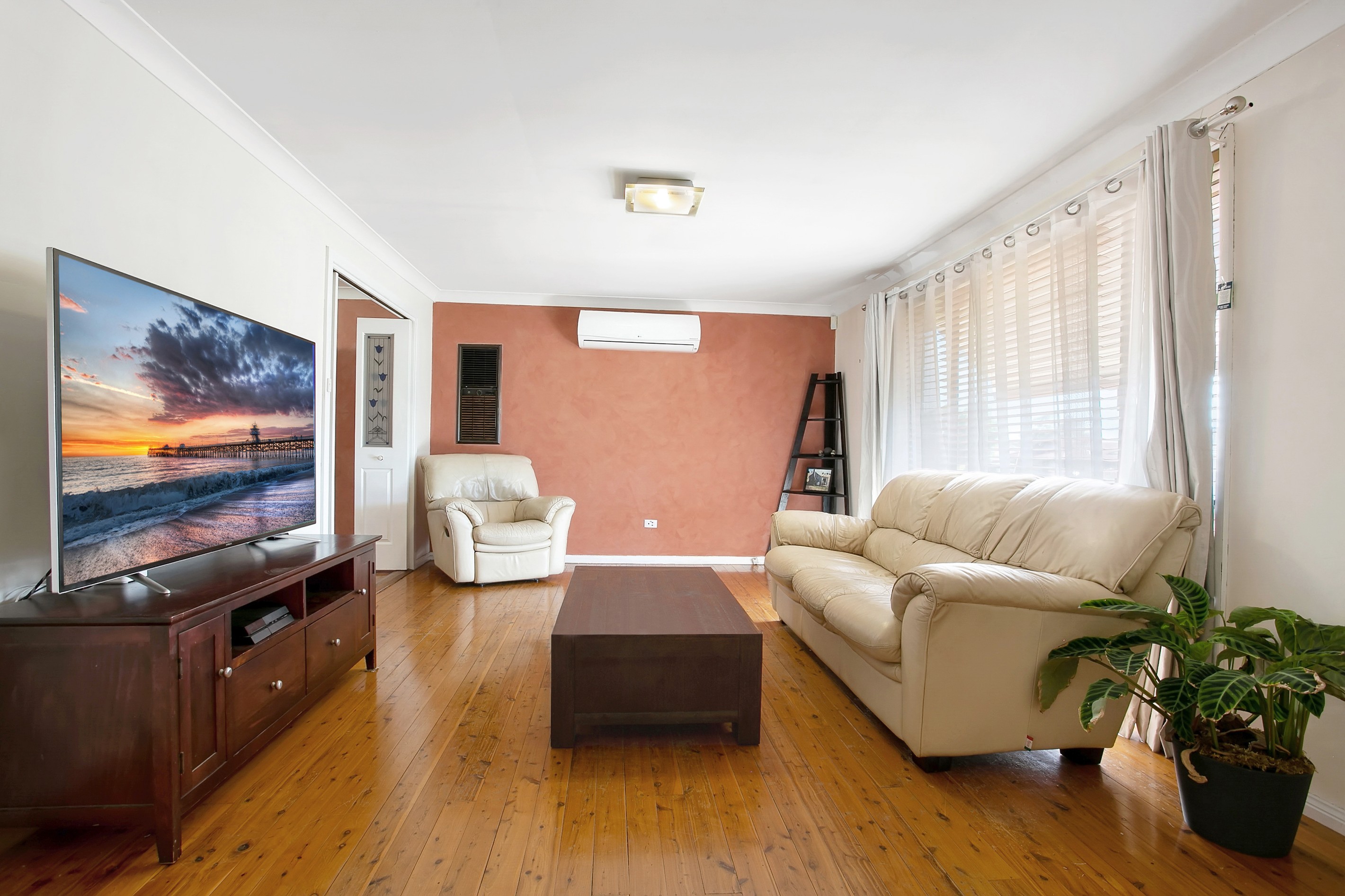 4 Hawdon Avenue, Werrington County, NSW 2747