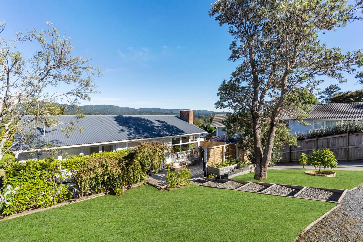 162 Glengarry Road, Glen Eden, Waitakere City Real Estate Ray White