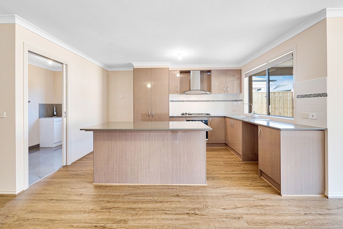 11 Swift Drive, Officer, VIC 3809