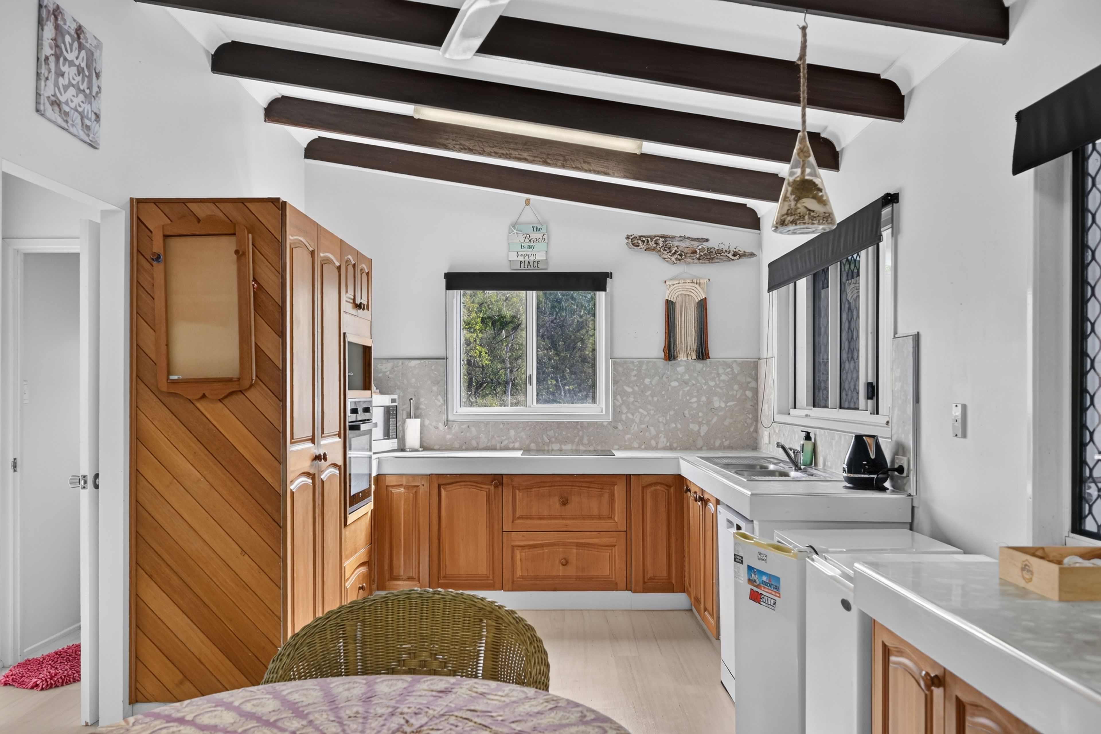 7 Saddleback Court — photo 4 of 19