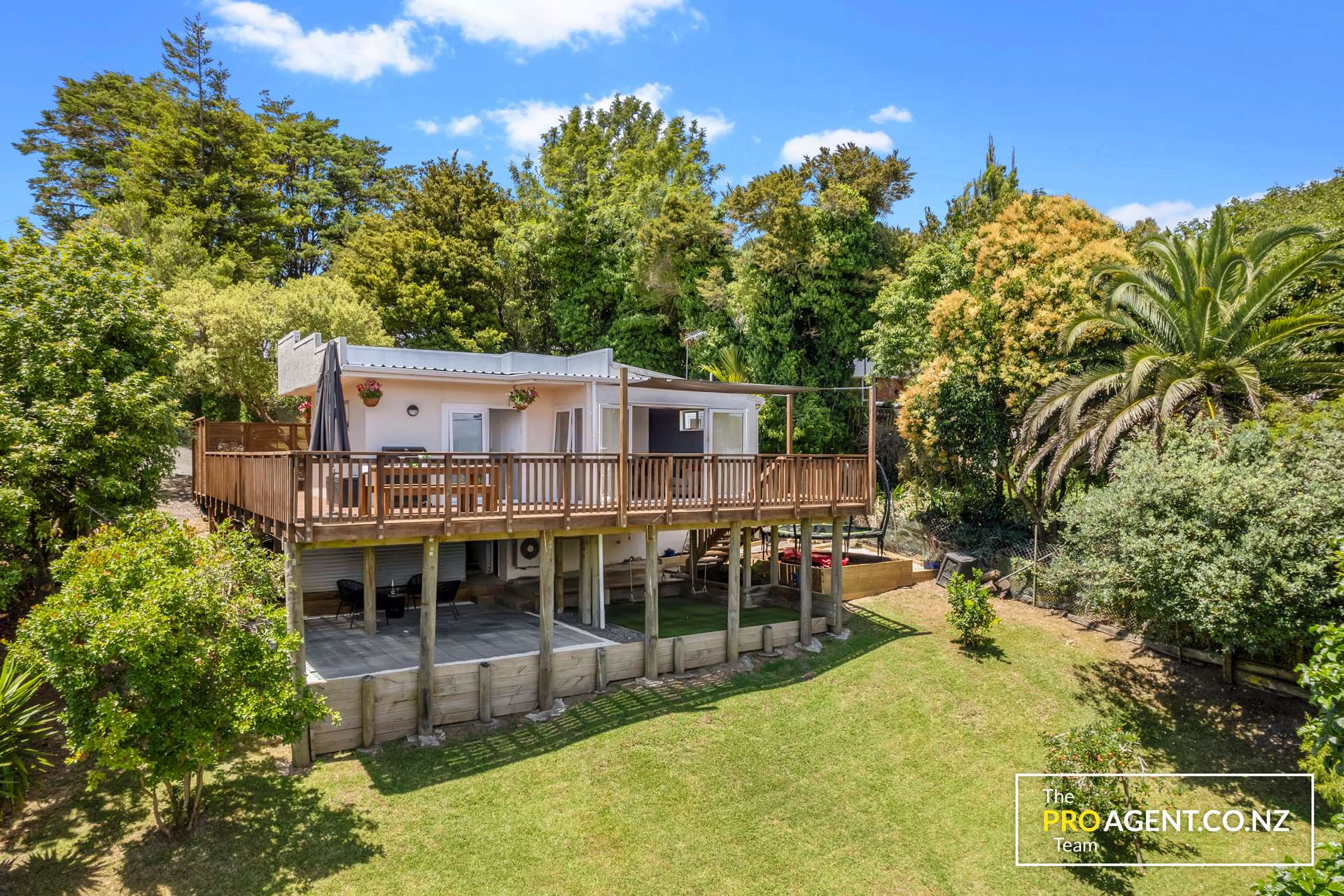 261 Titirangi Road photo 6