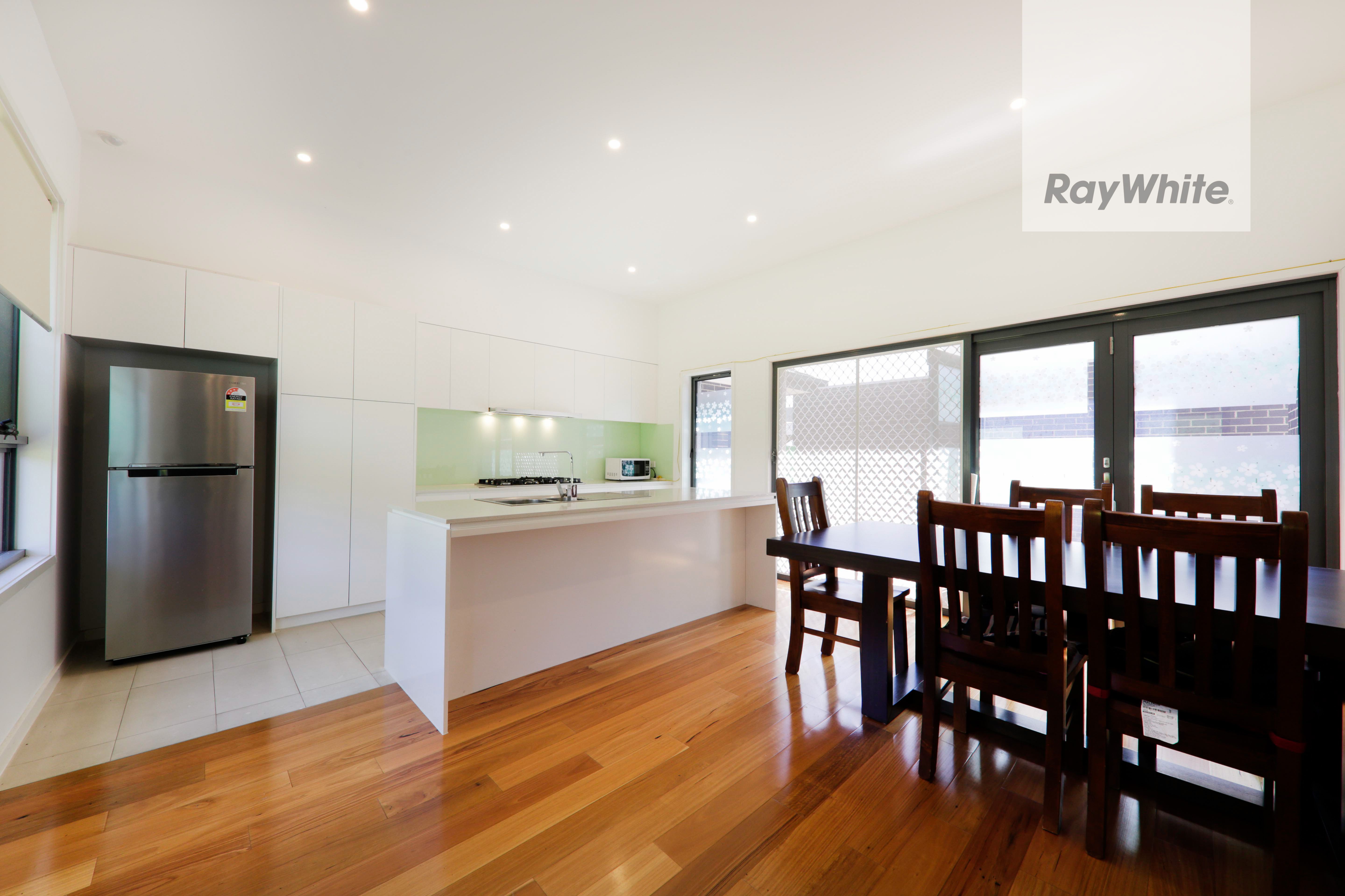 1/20 Johnston Street, Burwood, VIC 3125