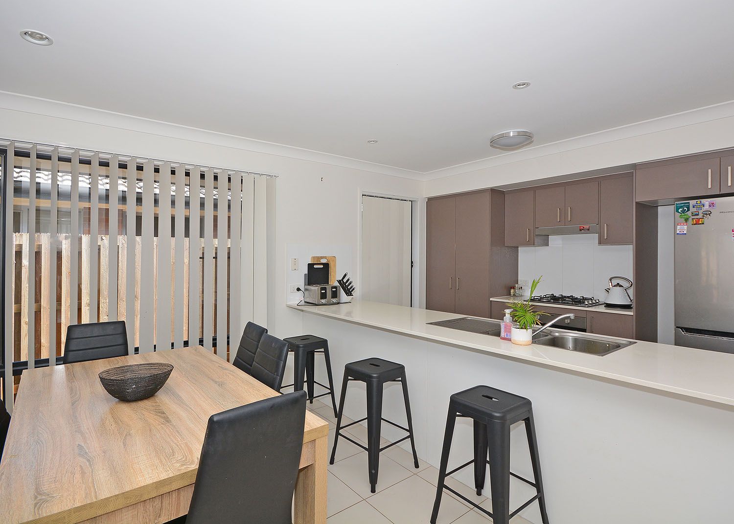 14 Roebuck Street, Urraween, QLD 4655
