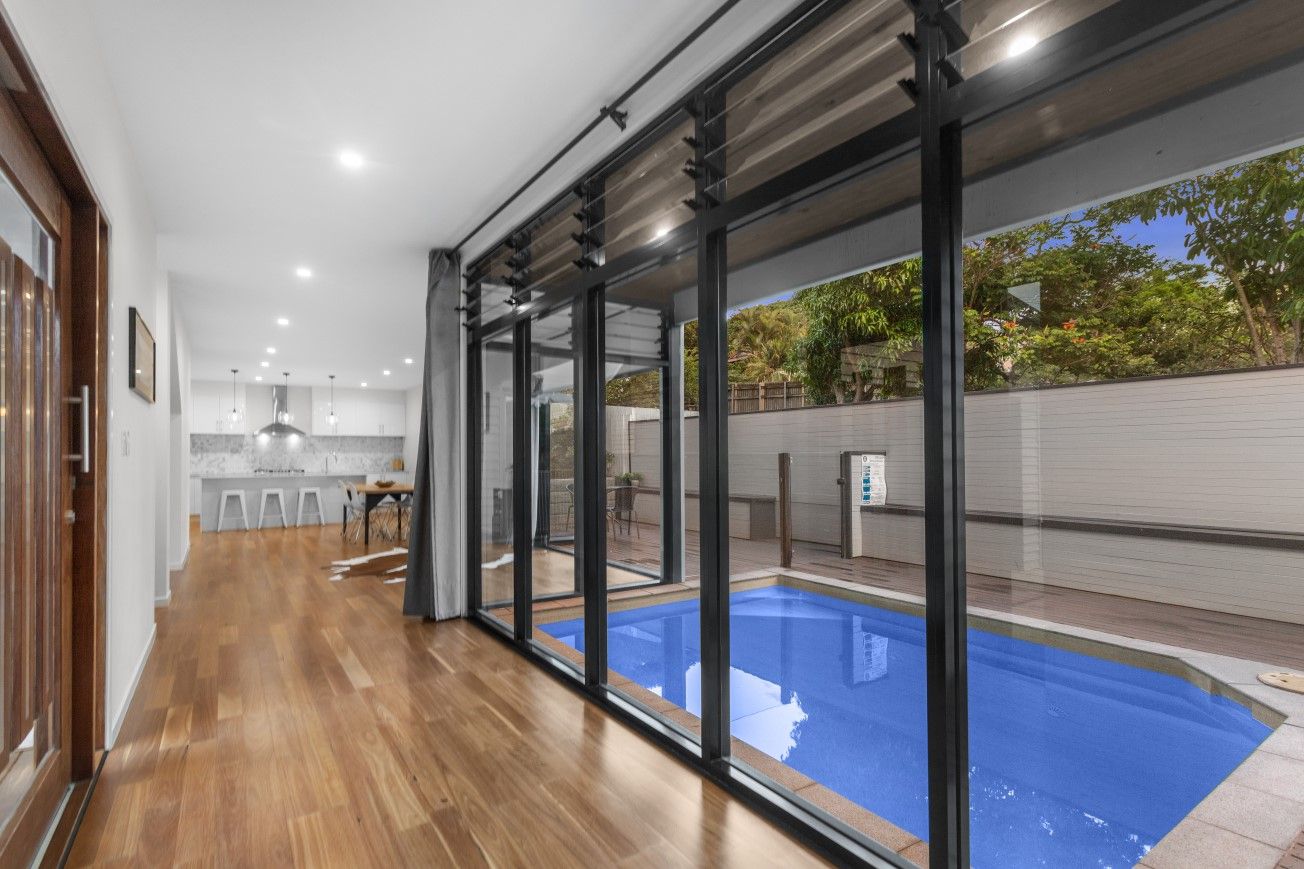 110 Mawson Street, Stafford Heights, QLD 4053