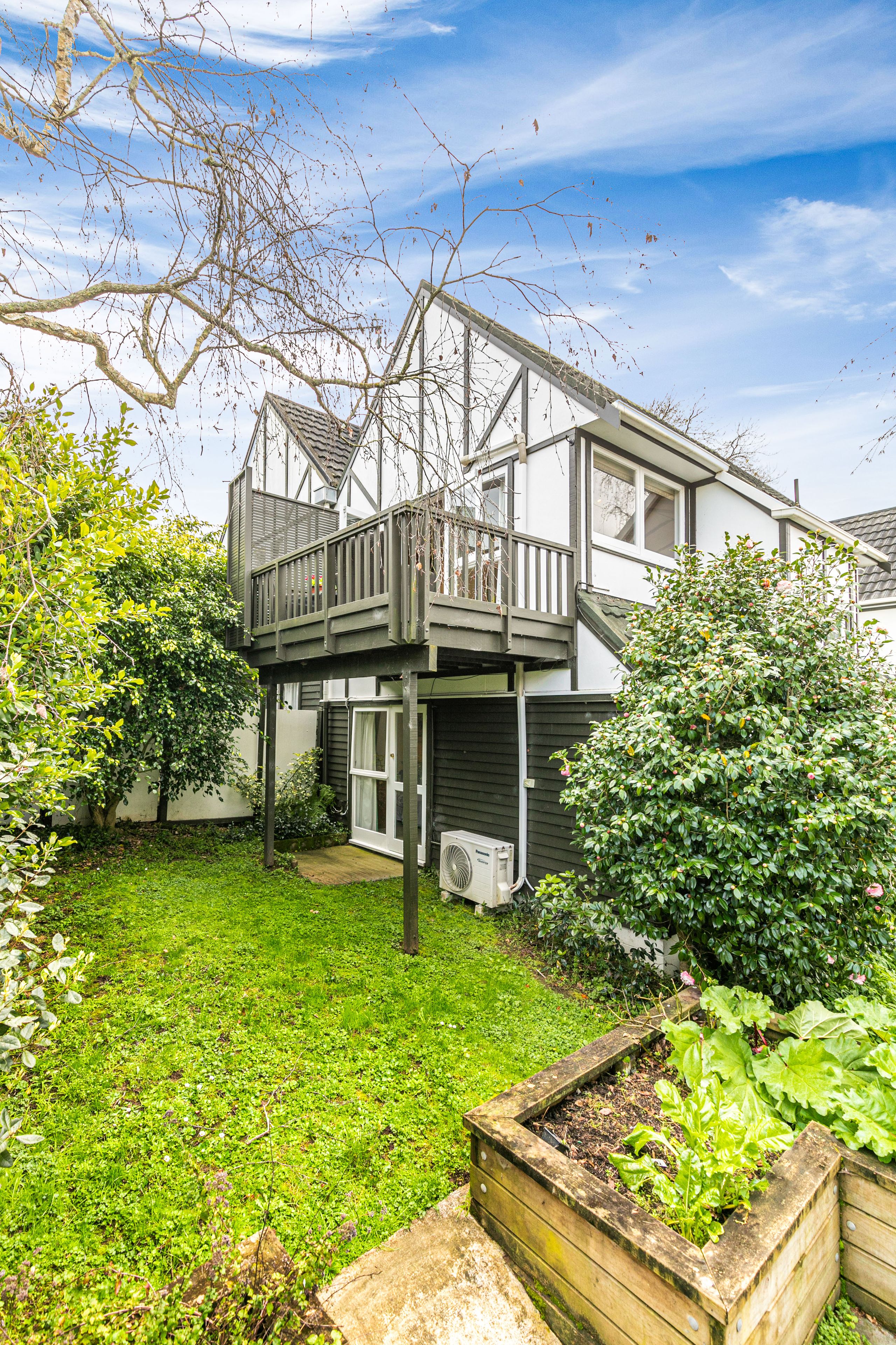 8/23 Cleary Road, Panmure, Auckland City